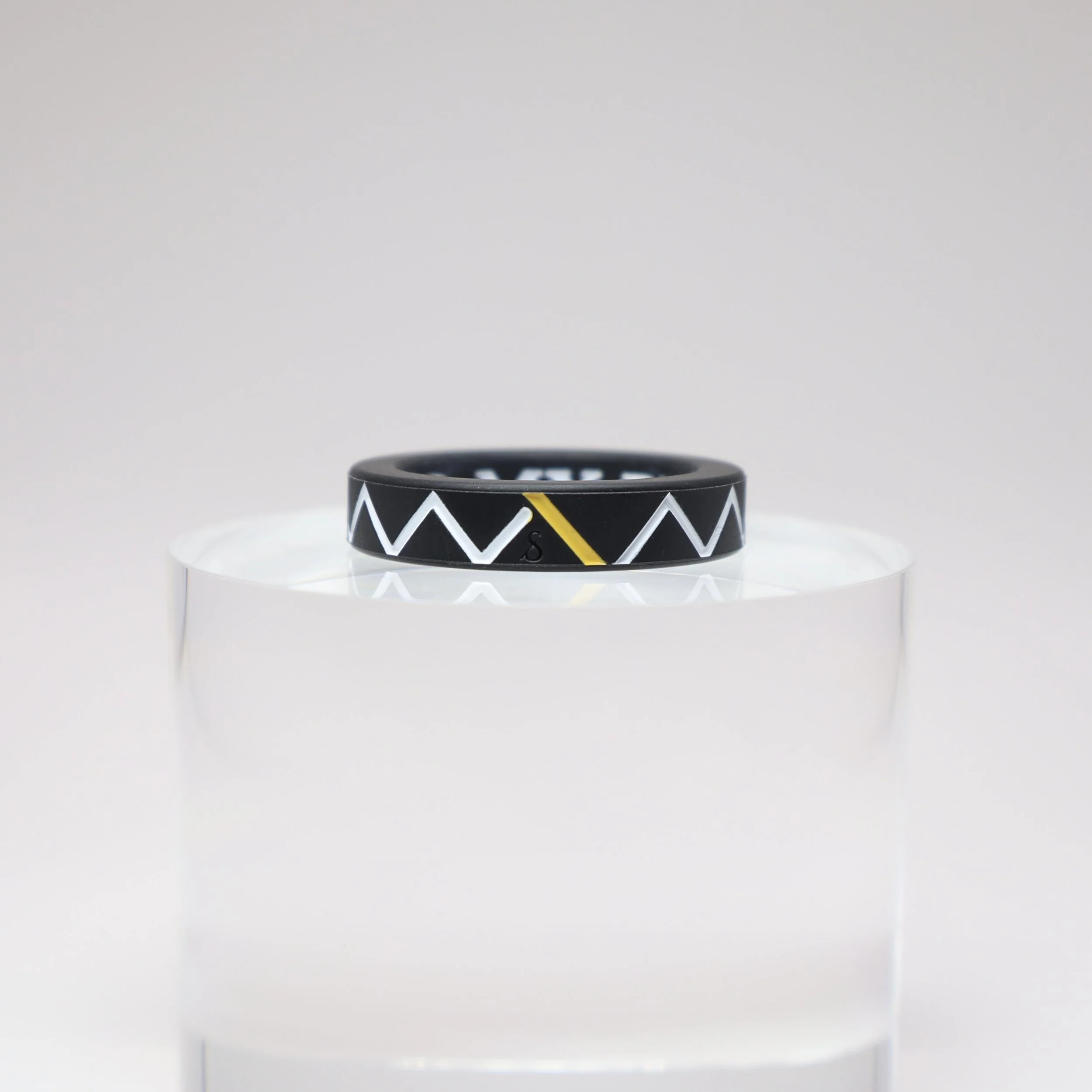 THE SINGLE RING
