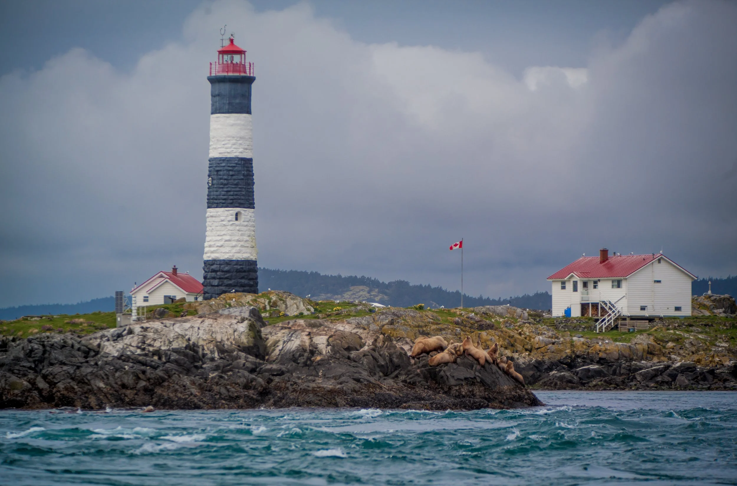 Race Rocks Lighthouse.jpg