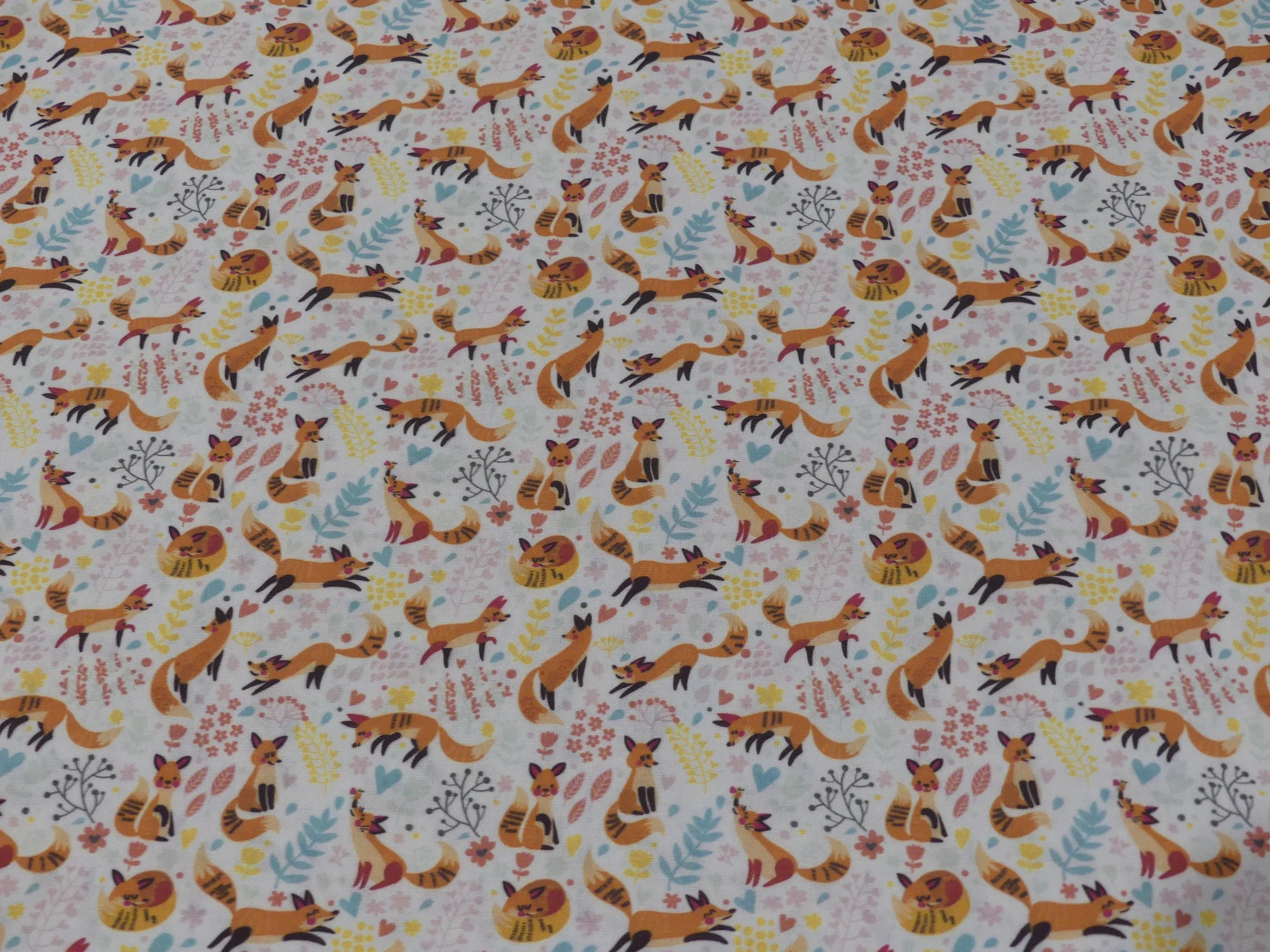 Scrub Top - Size L - Woodland Foxes