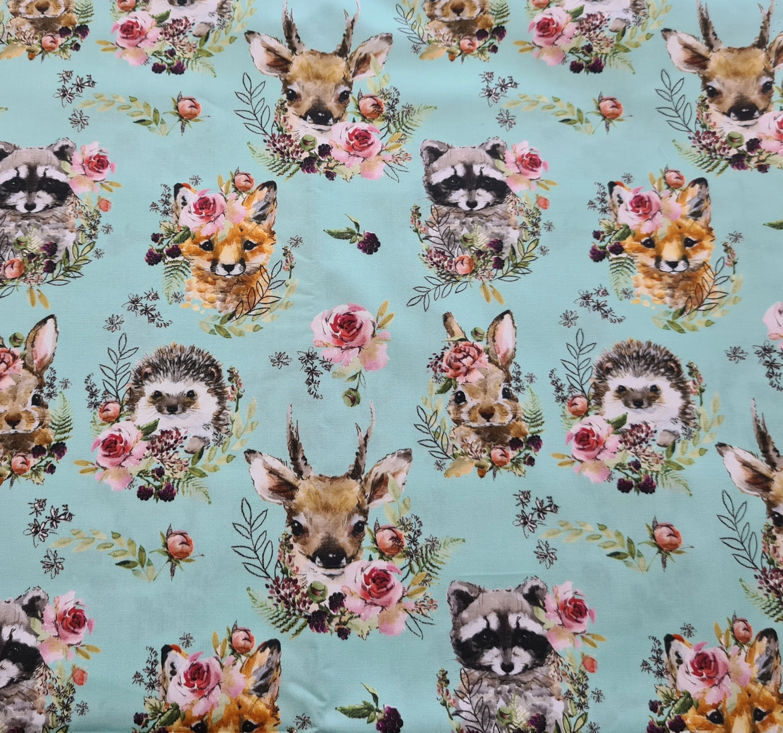 Scrub Top - Woodland Wreath