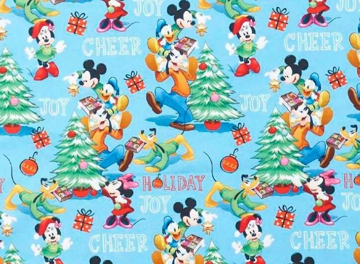 Scrub Top - Size M - Disney Christmas in Aqua