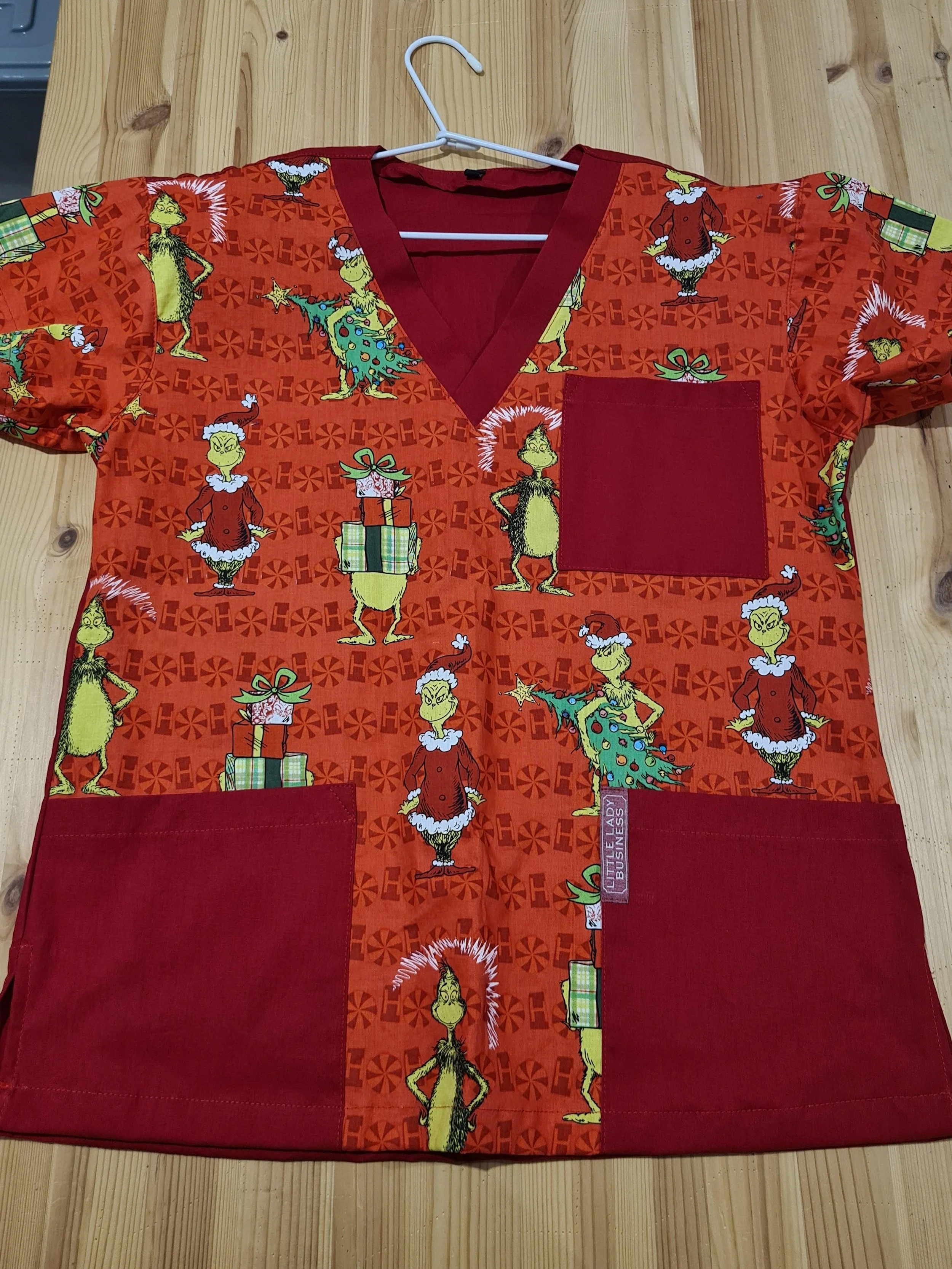 Scrub Top - Size XS - Grinch in Red