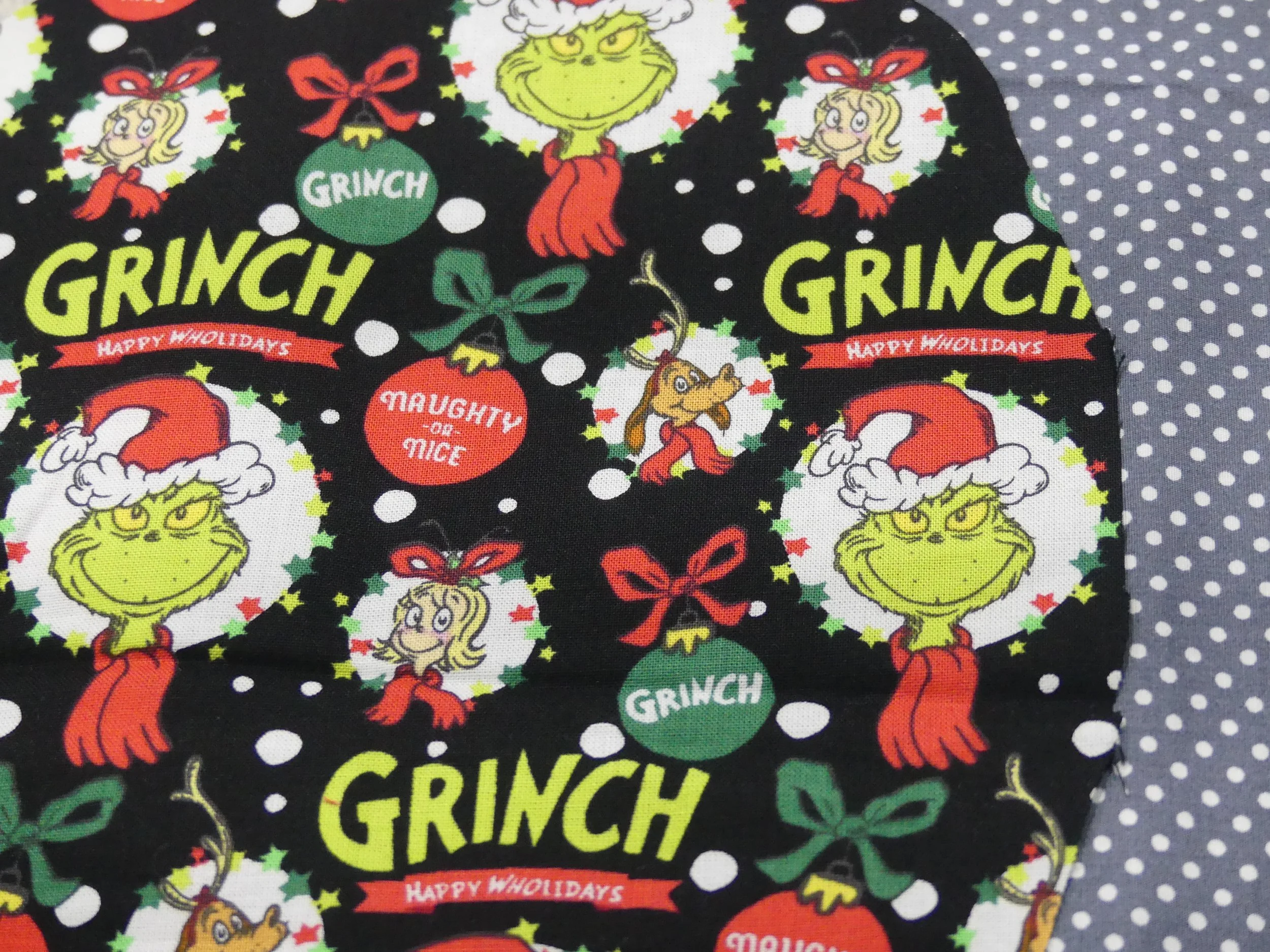 Scrub Cap - Christmas Grinchmas Badge Black - Grey Spot
