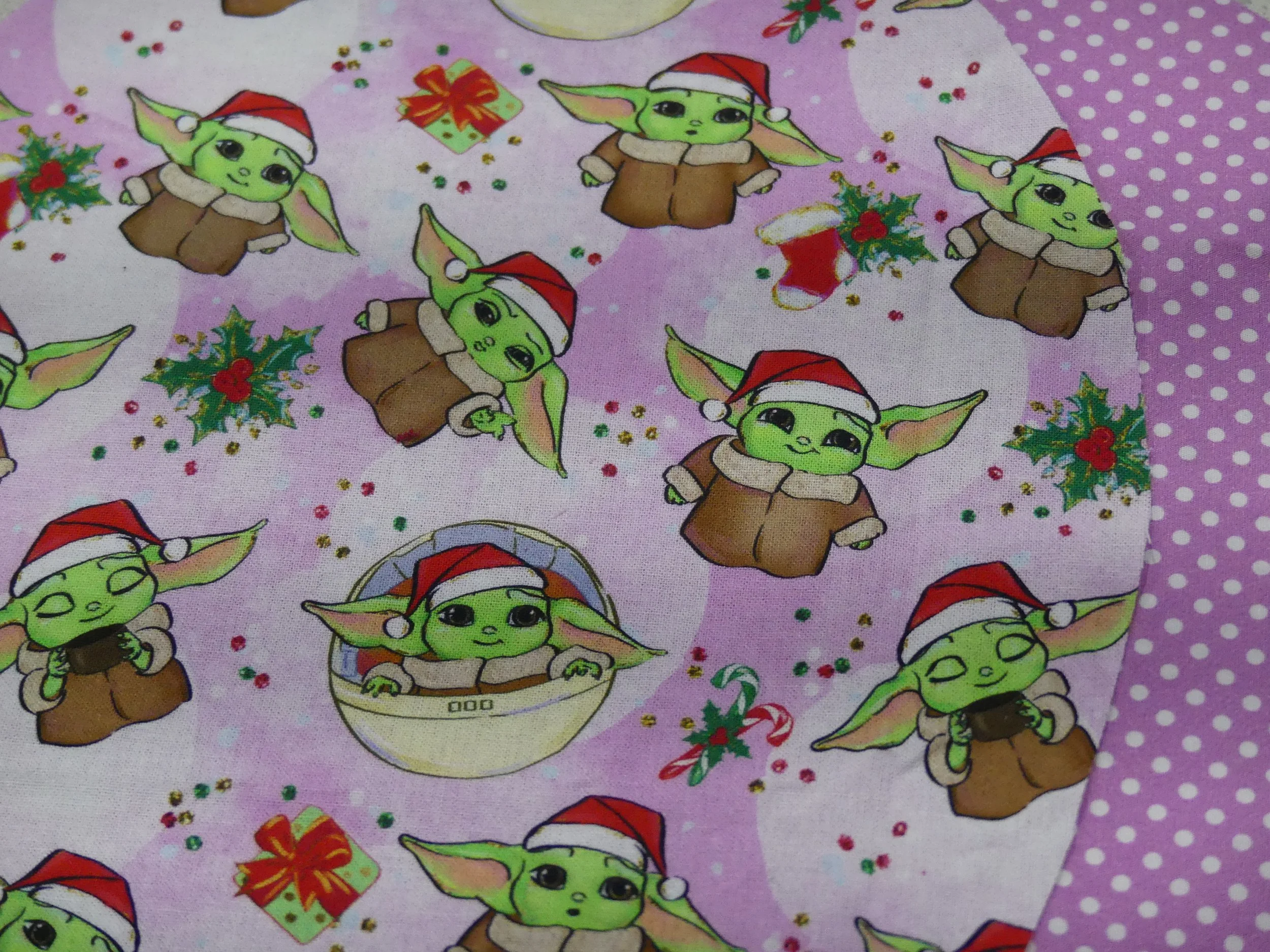 Scrub Cap - Christmas Baby Yoda Pink - Purple Spot