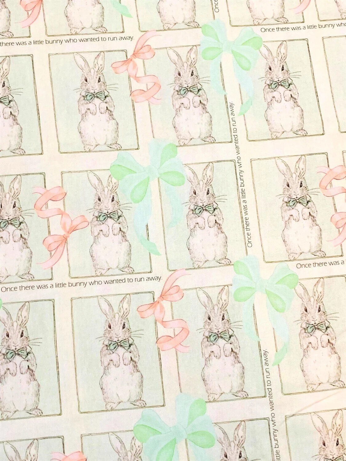 Scrub Top - Bunnies & Bows