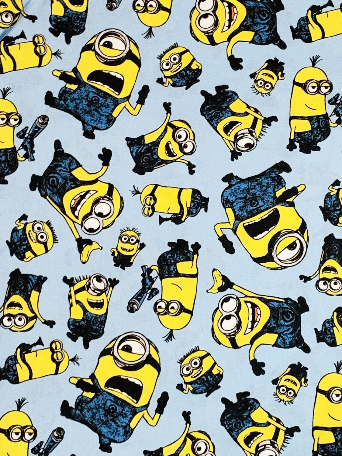 Scrub Top - Minion Toss