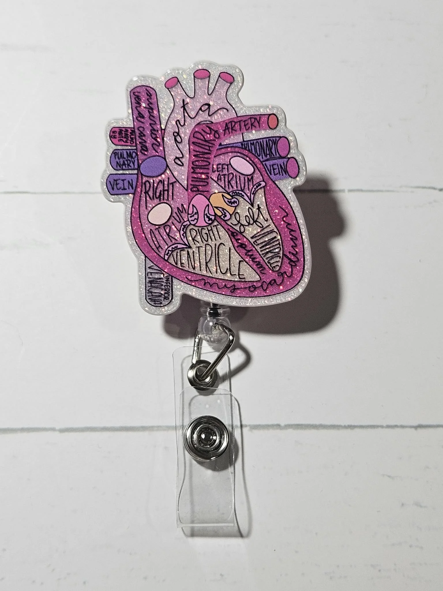 RETRACTABLE ID HOLDERS - LABELLED HEART