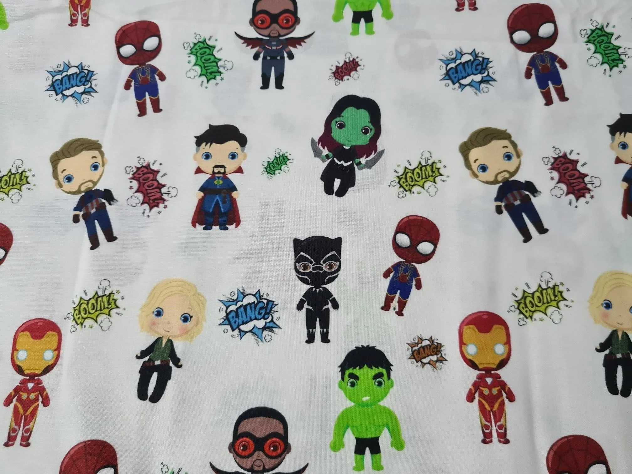 Scrub Top - Size XL - Avengers in White