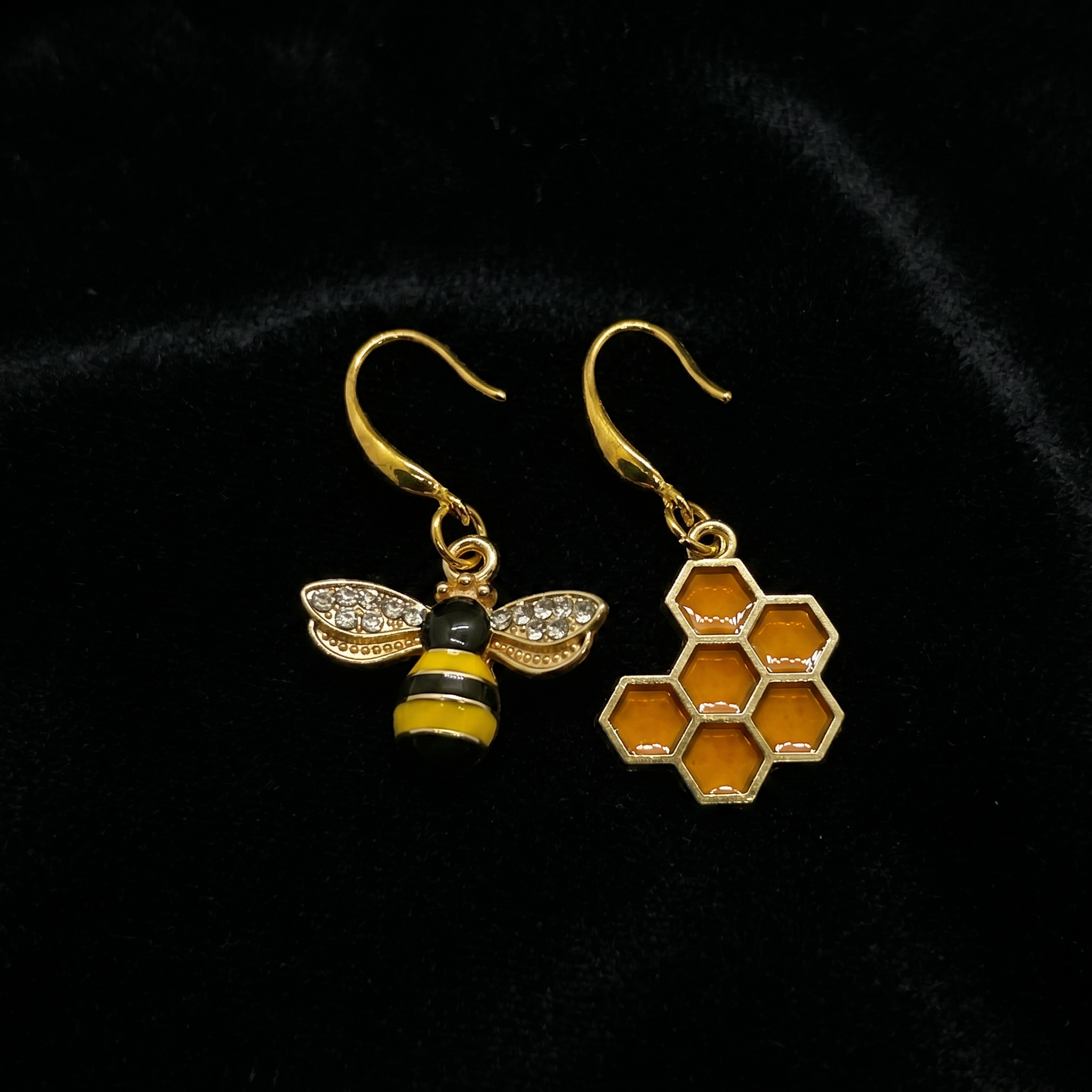Bee and Hive