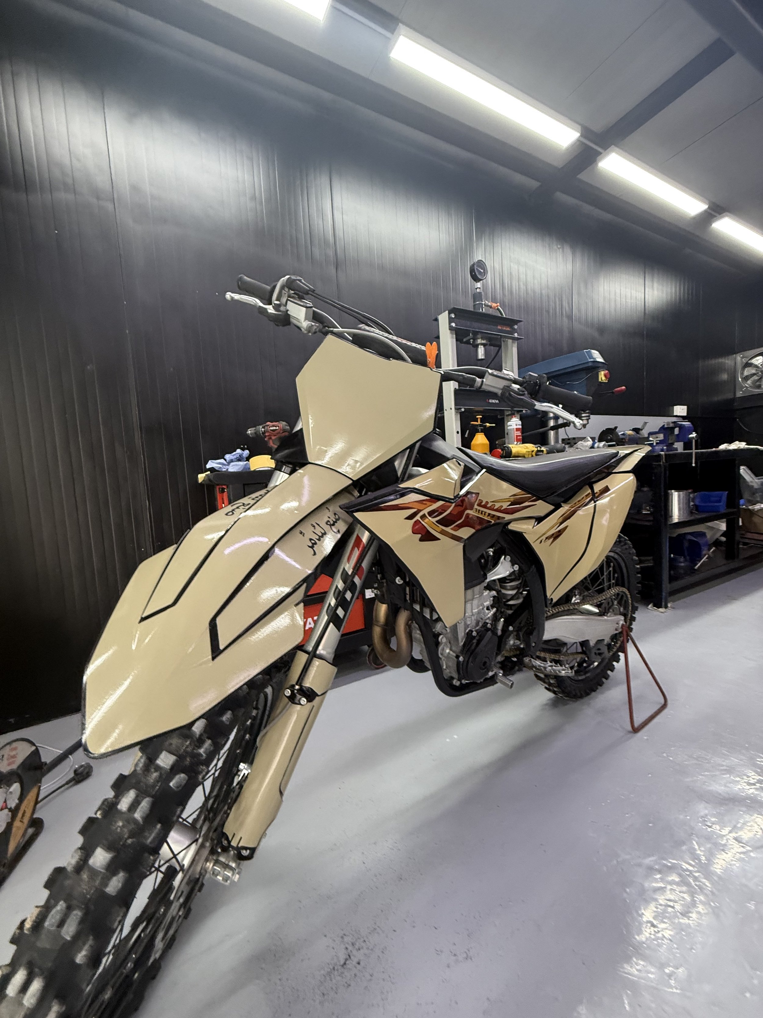 Custom MX Graphics