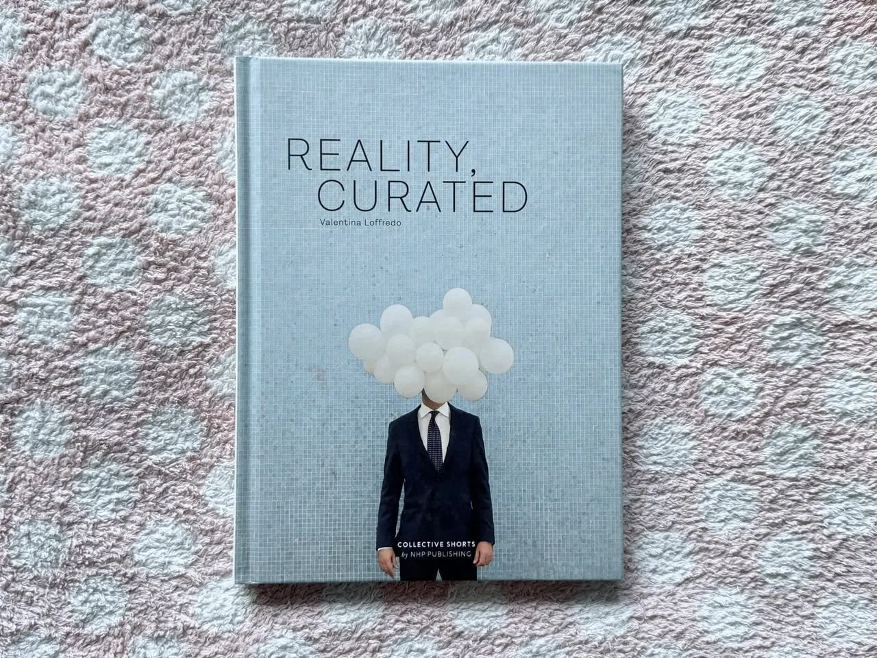 วันละเล่ม #43 Reality, Curated - Valentina Loffredo
