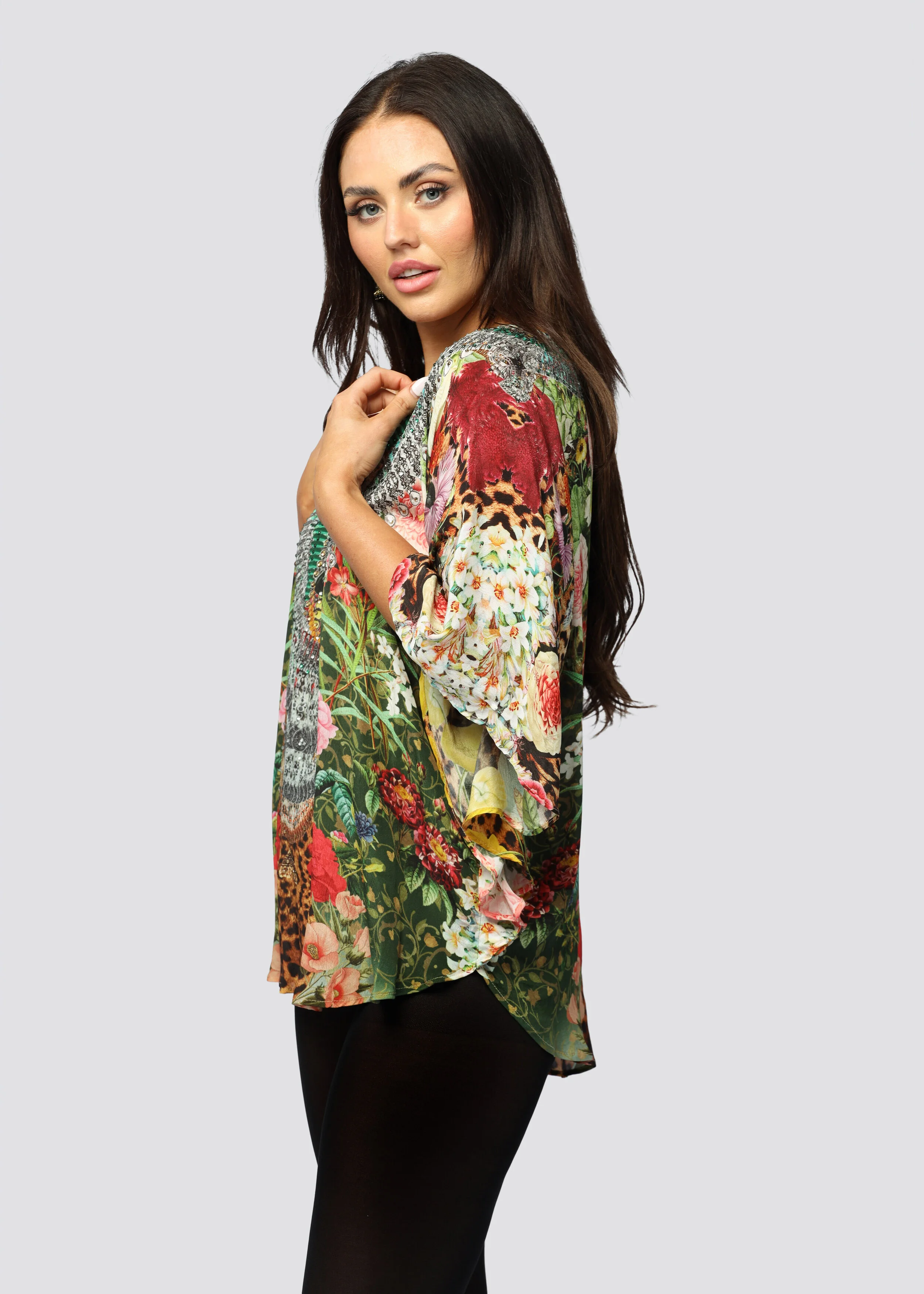 Heni_Kaftans_-683_final.png