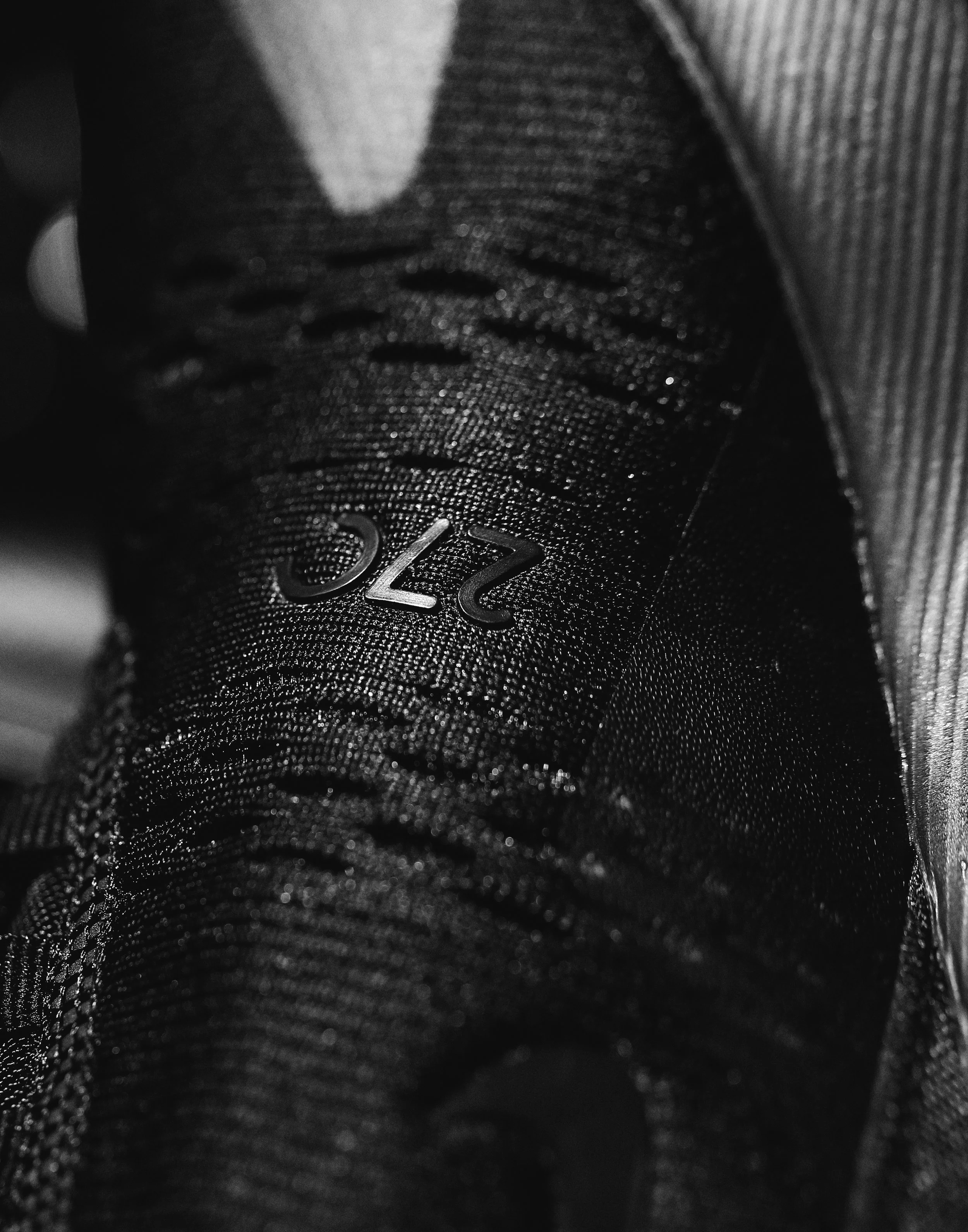 Nike - AIR MAX 270 4.jpg