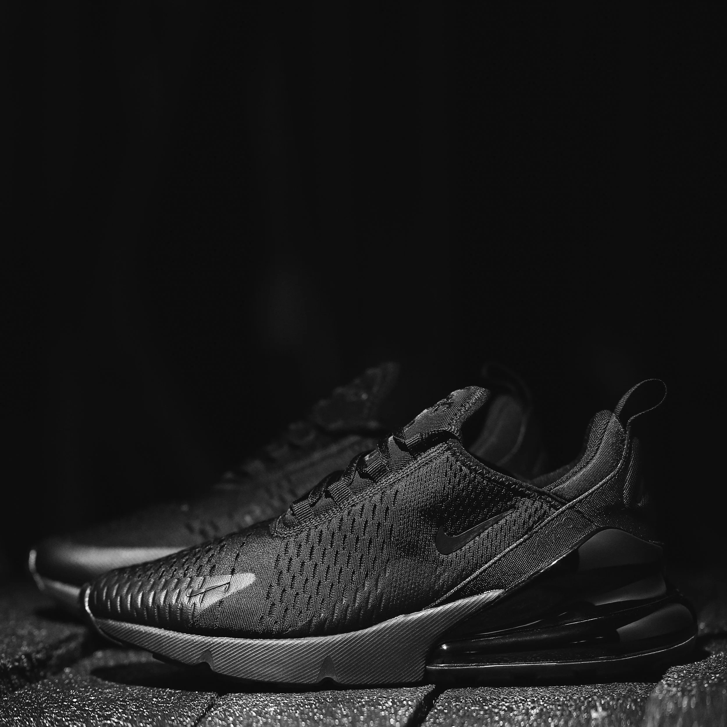 Nike - AIR MAX 270 3.jpg