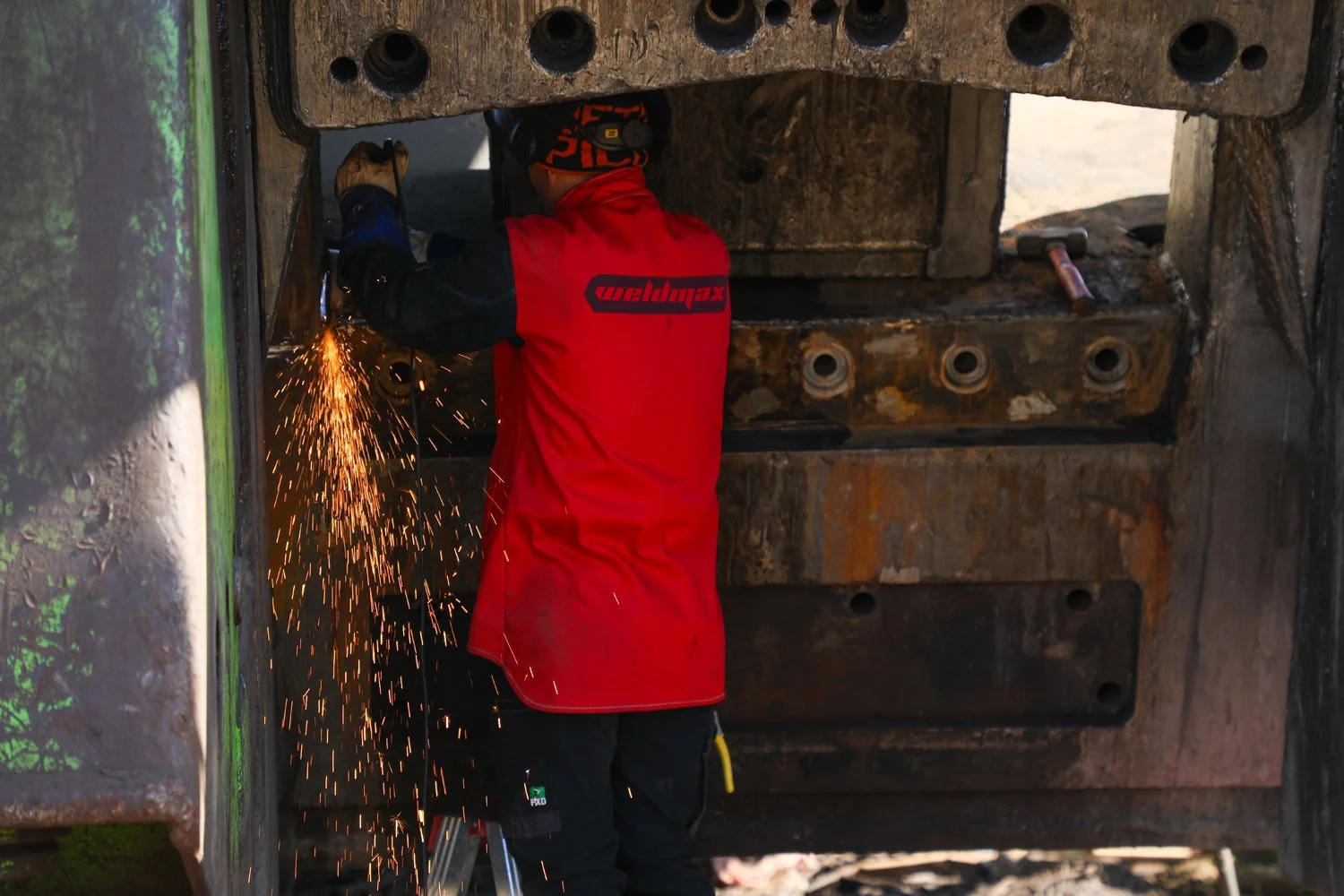 RAW_METAL_CORP_314.jpg