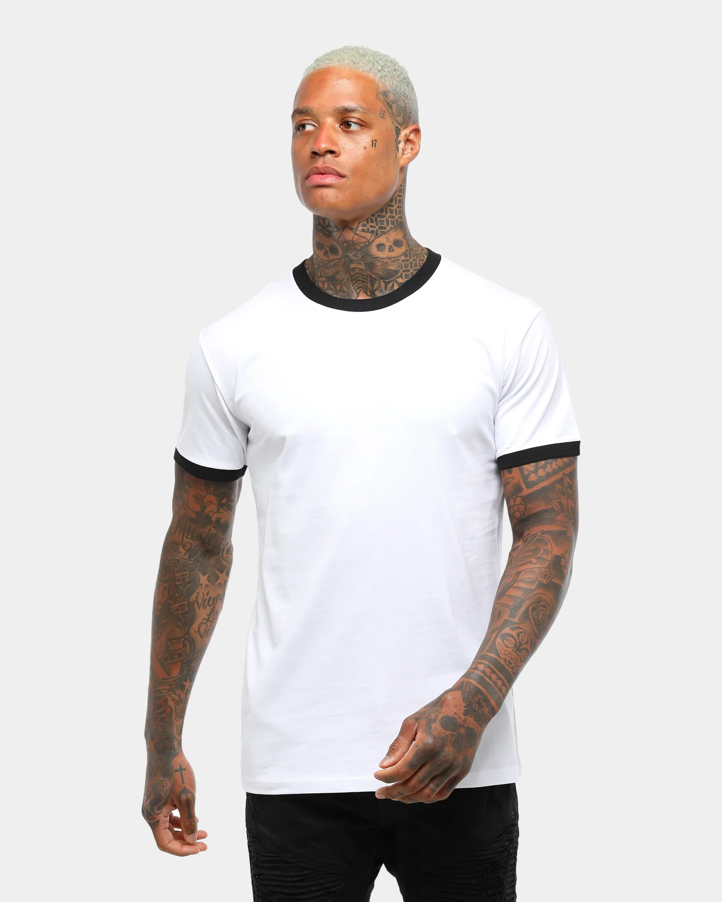 ringer-whiteblack_normal_00040.jpg
