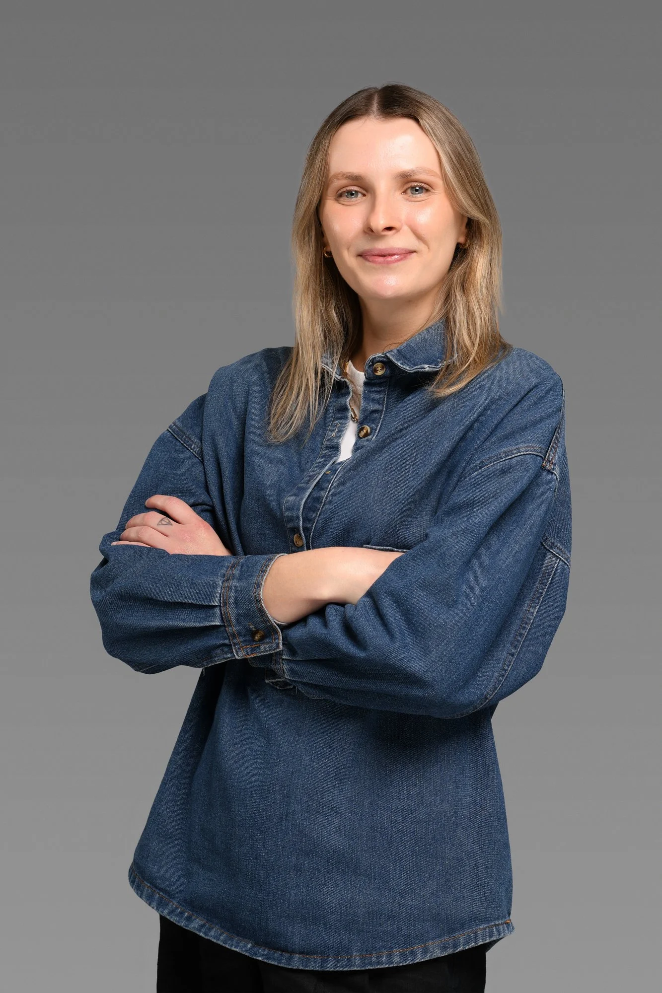 designer headshots professional photography services for corporate headshots photography - Onicom Media00015.jpg