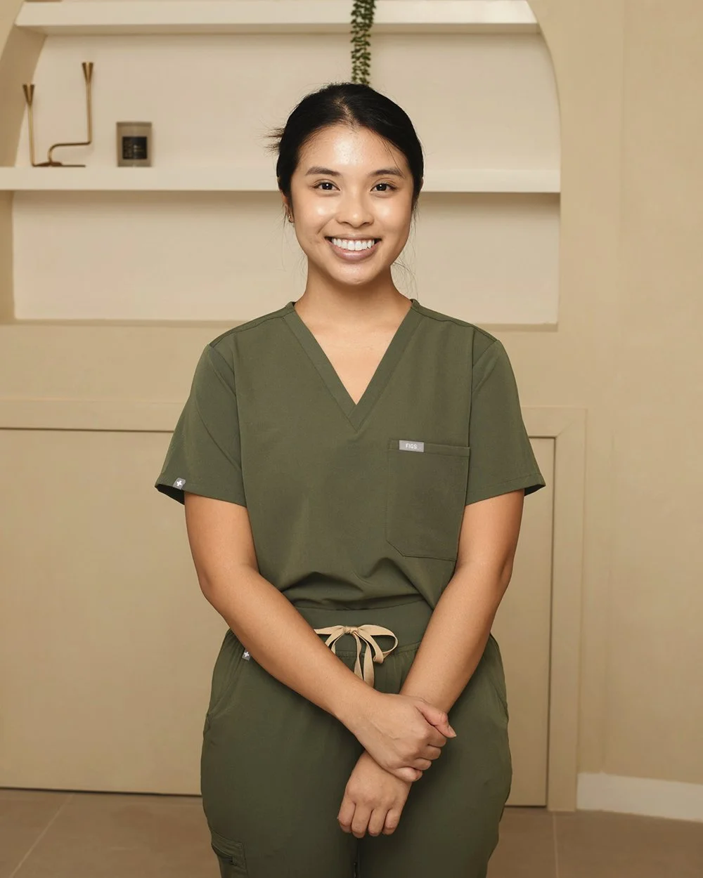 DERM_drmitchrobinson_dermatology_TEAM_clinician3.jpg