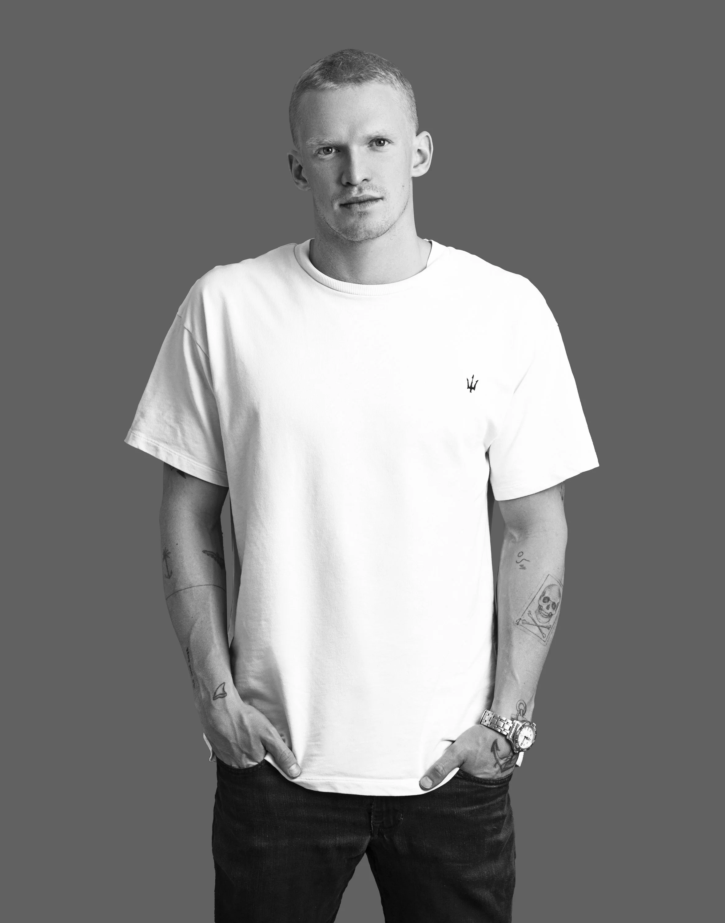 H86 Studios-CodySimpson-StandUp11_1 copy.jpg