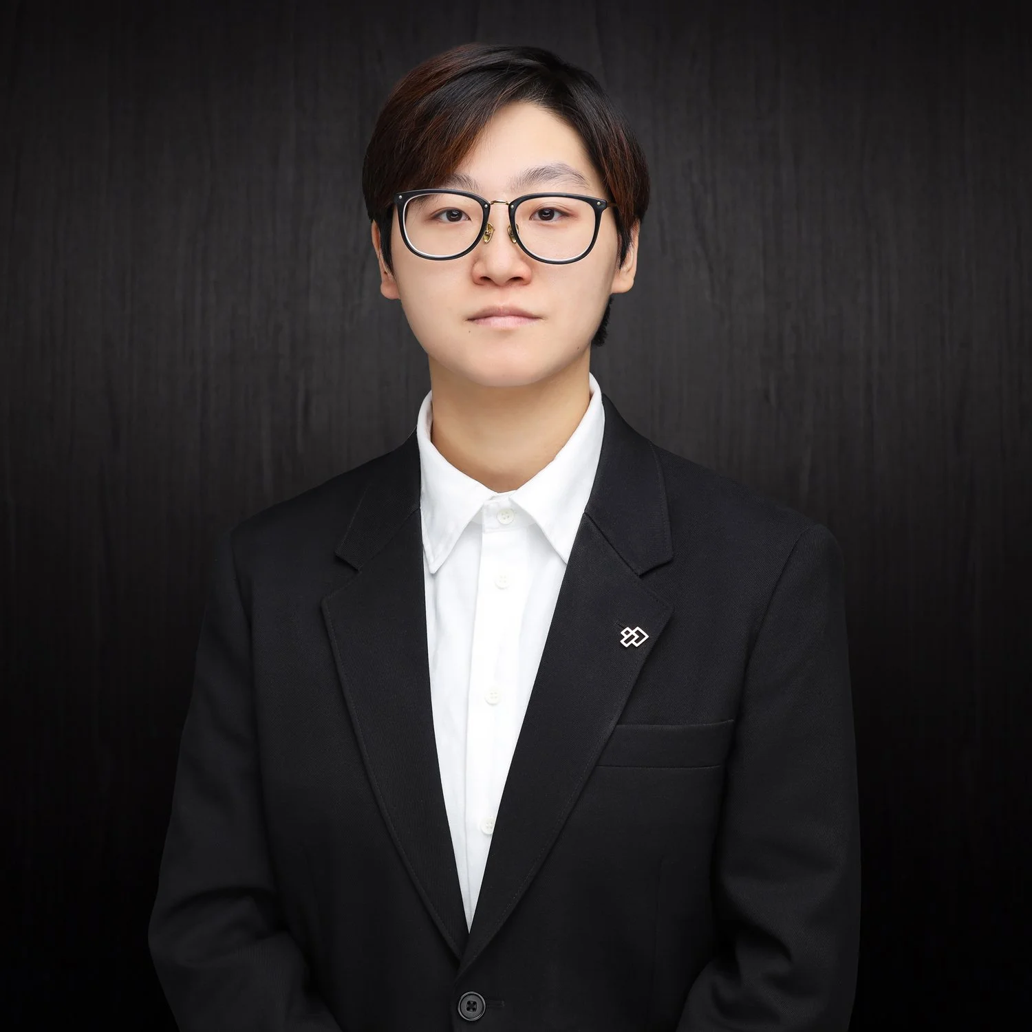 designer headshots professional photography services for corporate headshots photography - Jinding00010.jpg