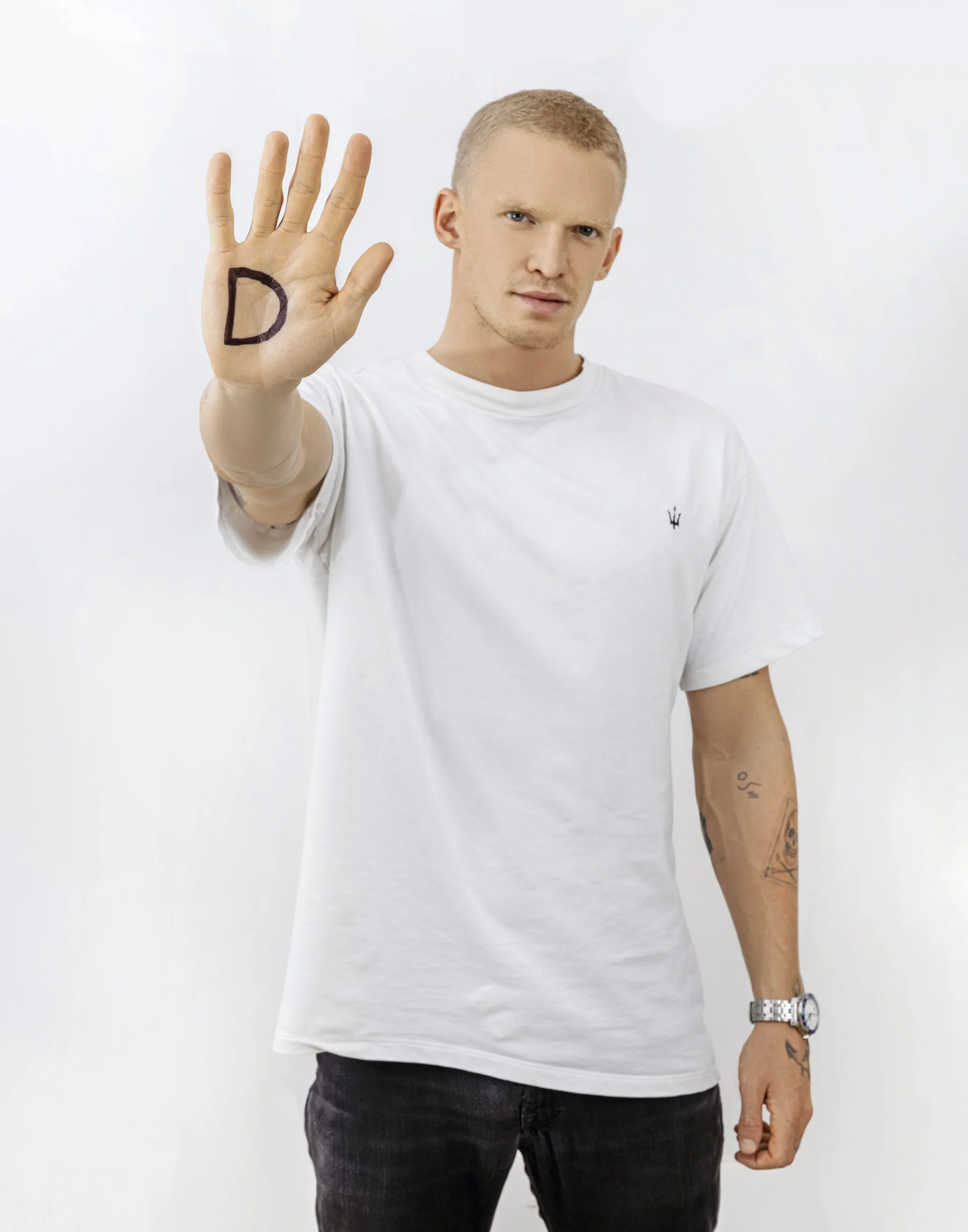 H86 Studios-CodySimpson-StandUp10.jpg