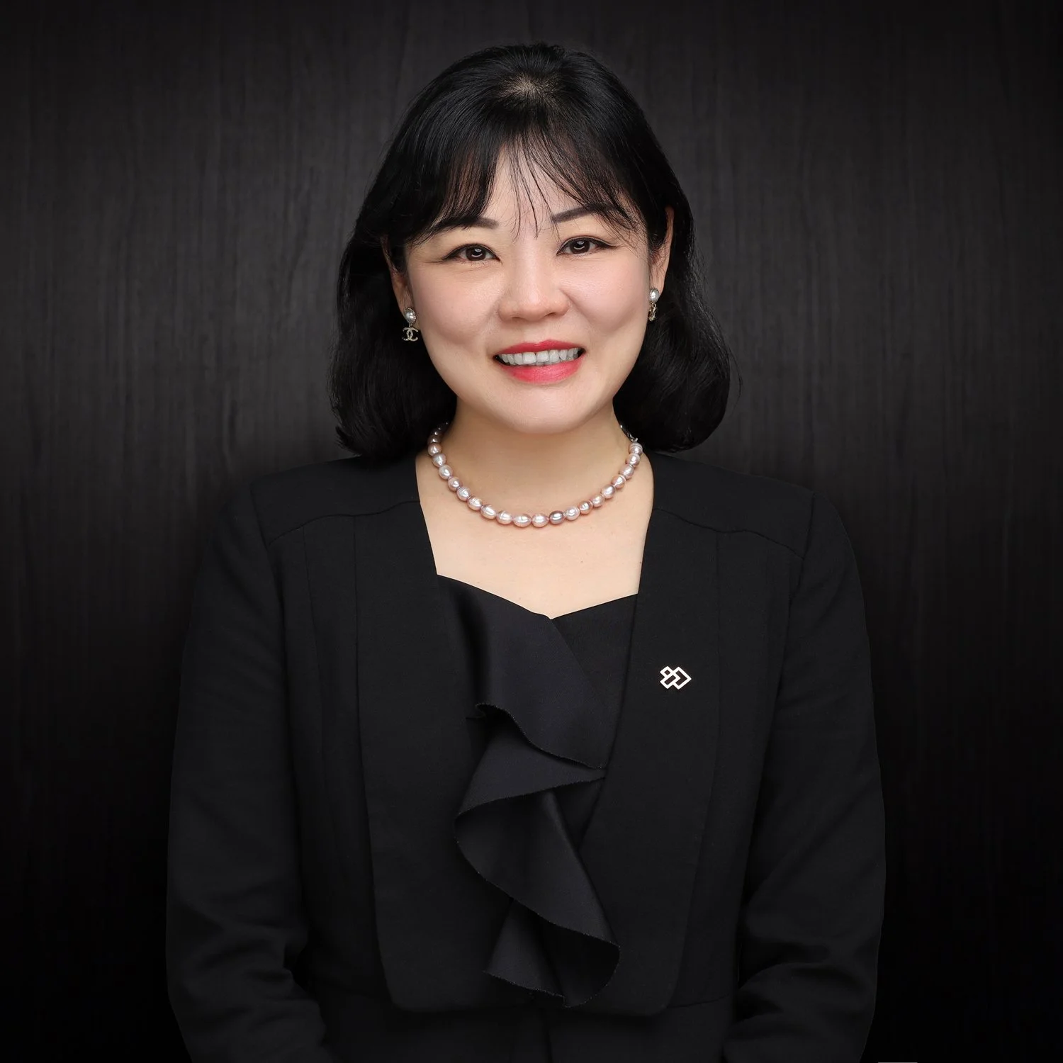 designer headshots professional photography services for corporate headshots photography - Jinding00003.jpg
