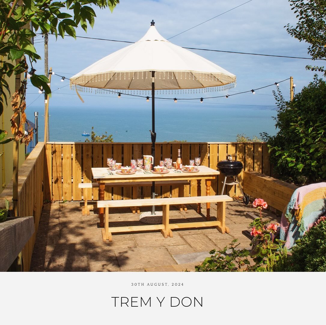Glorious picture taken last summer from the deck in Trem y Don of the view - which is the same view from the hot tub - the cottage is available this weekend if anyone fancies a quick Welsh getaway - DM me for details🥰 picture taken by the wonderful 