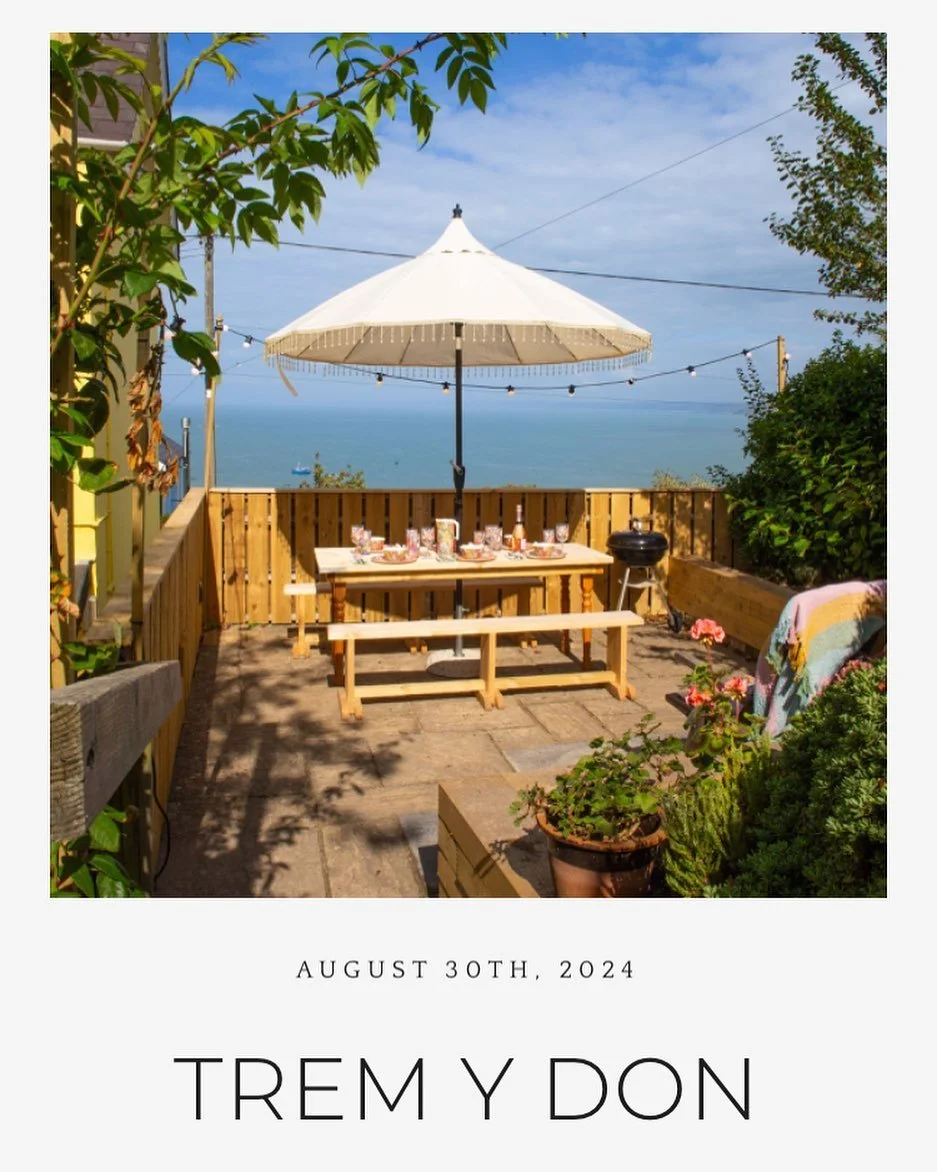 Can&rsquo;t wait to share the gorgeous pictures that @katiedesilvaphotography took this weekend at Trem y don  which roughly translated means sight of the sea 💙💙💙 #holidaycottage #tremydon #seasideholiday #hottub #seaview #seaside #beach #dogwalks