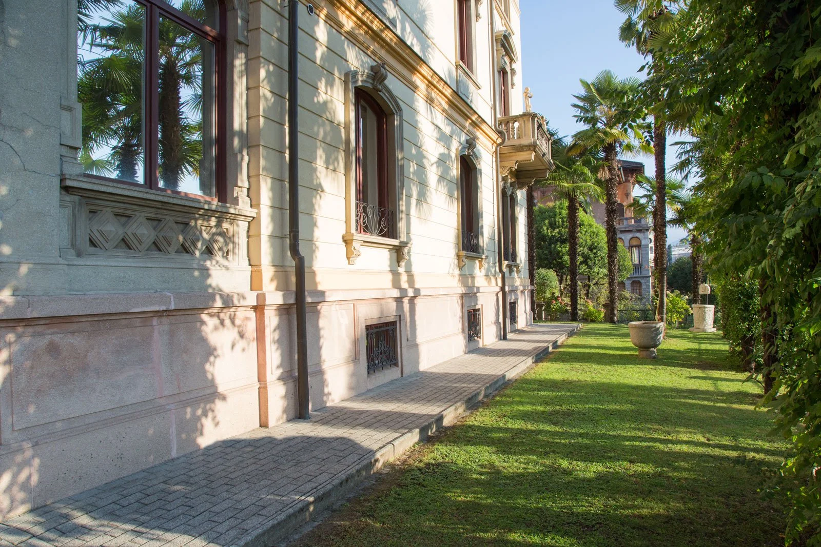 Phaedra Pilates Studio in Lugano, set in a Liberty-style villa with a peaceful garden.