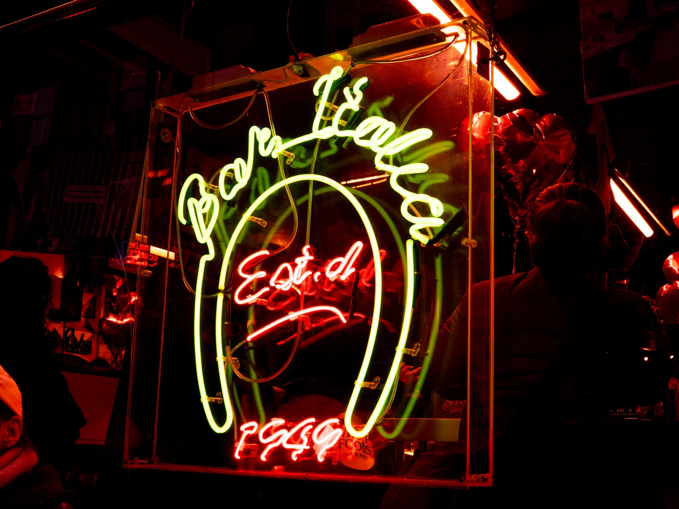 Neon-3.jpg