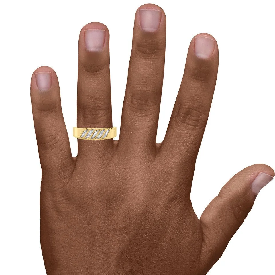Veil & Vow cushion ring set