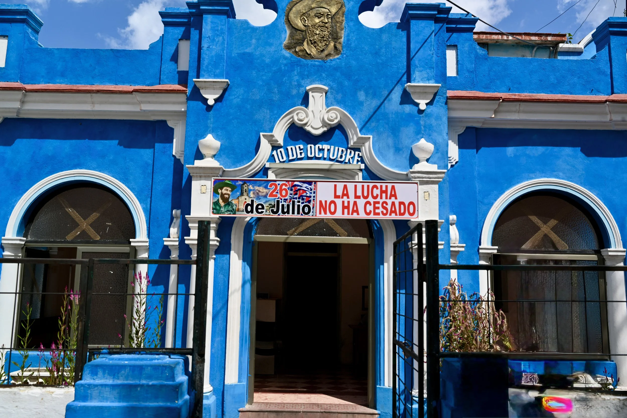 Blue House.jpg