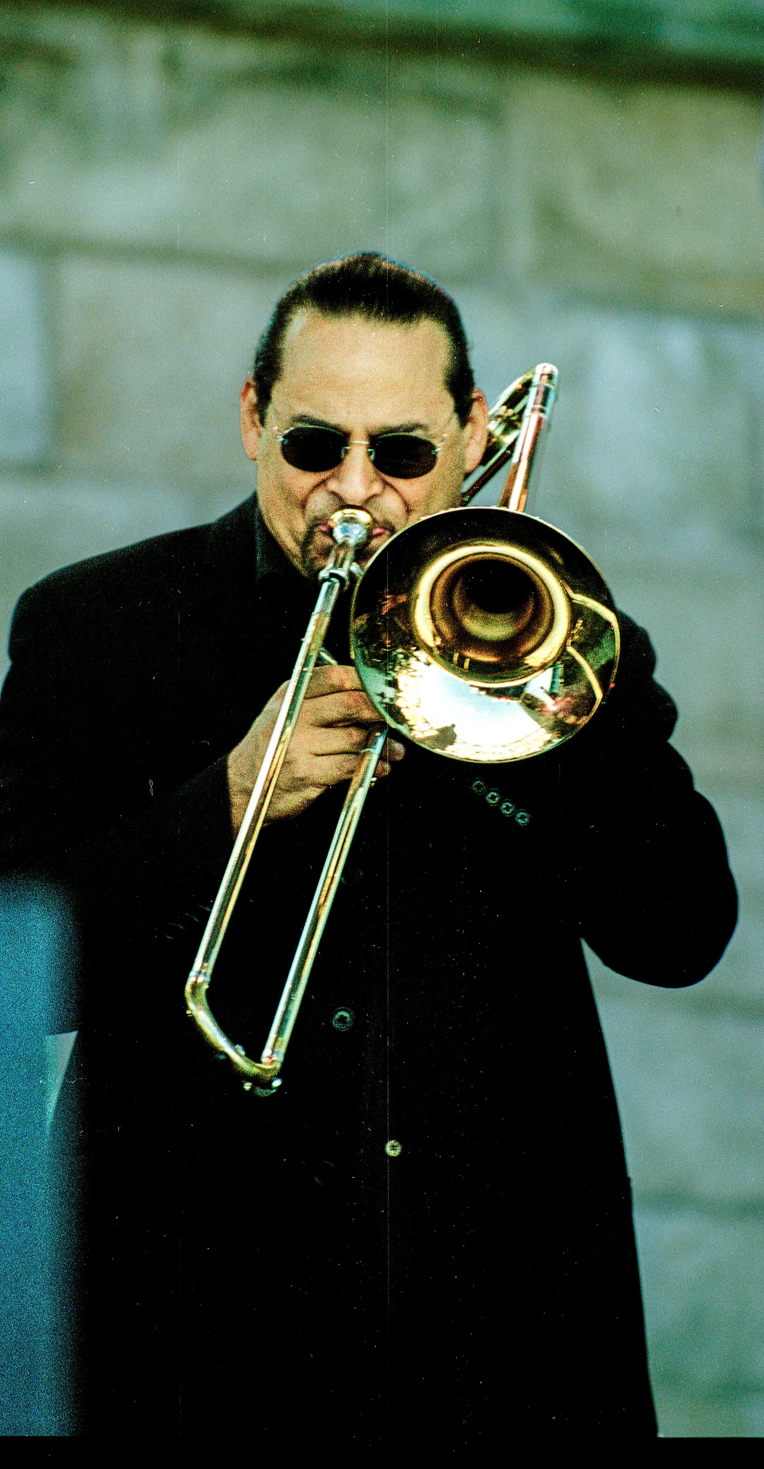 Steve Turre 2006.jpg