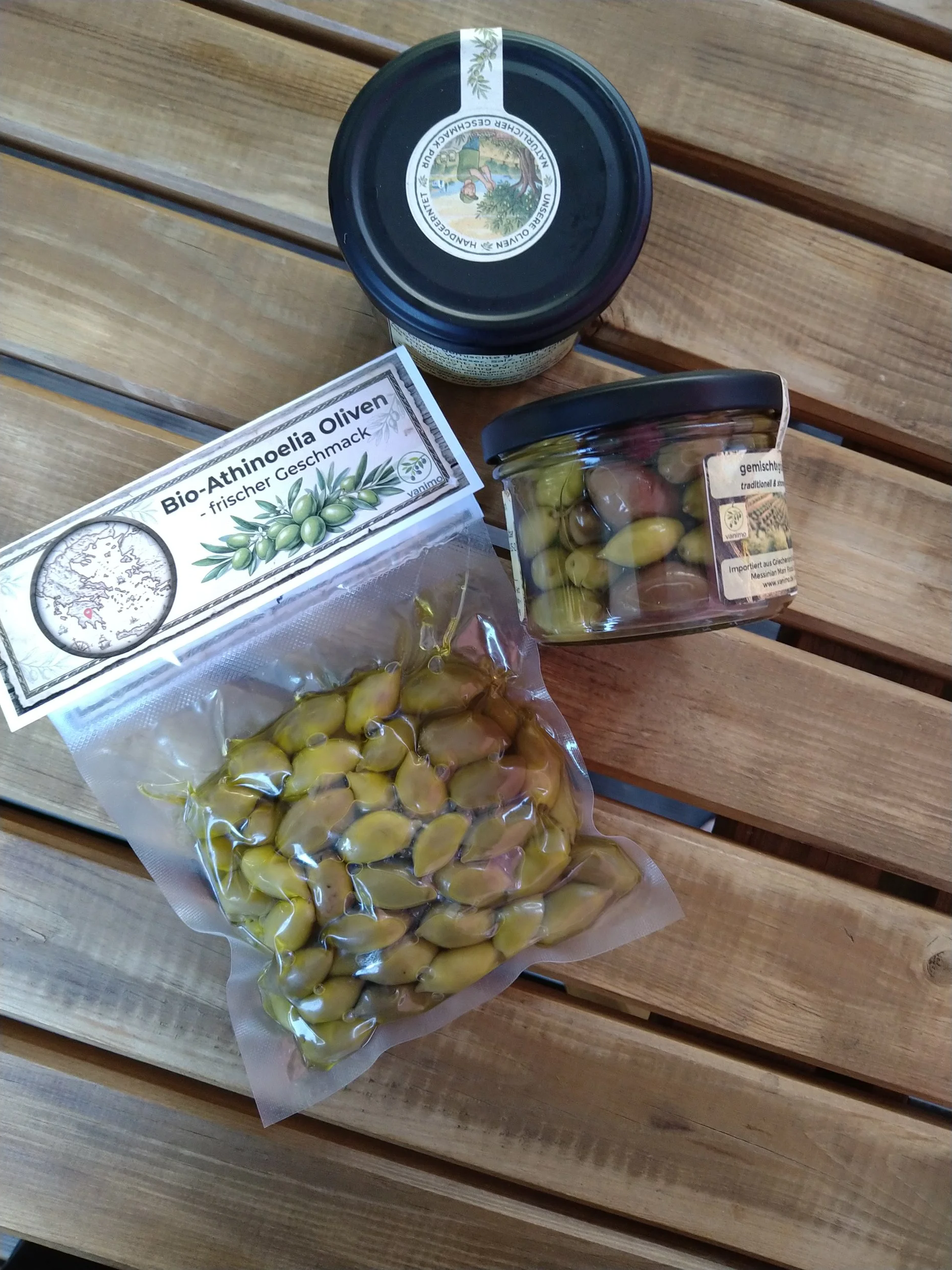 BIO Athionelia Oliven in Beutel und Glas