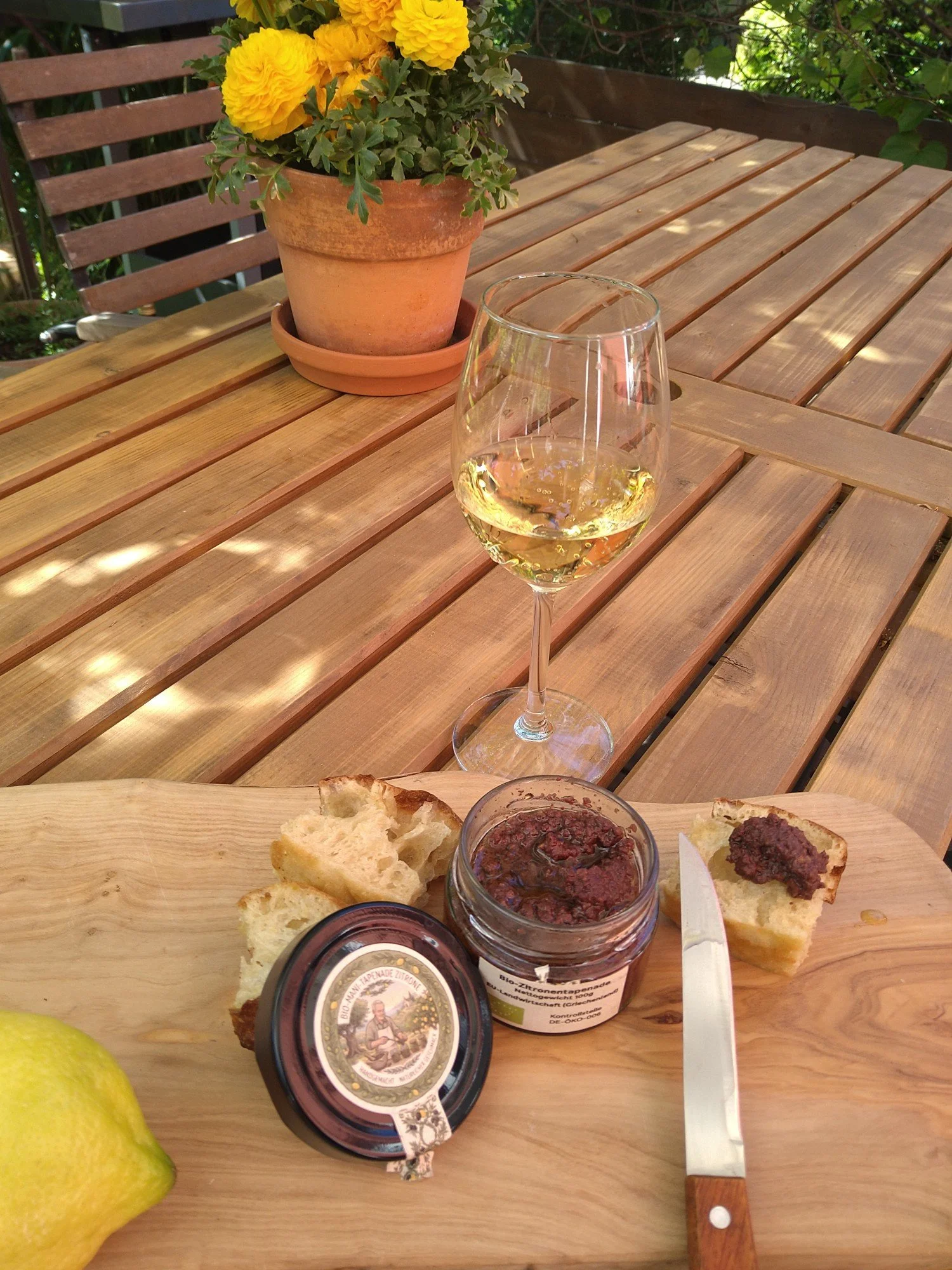 Ein Serviervorchlag unserer Zitronen Tapenade