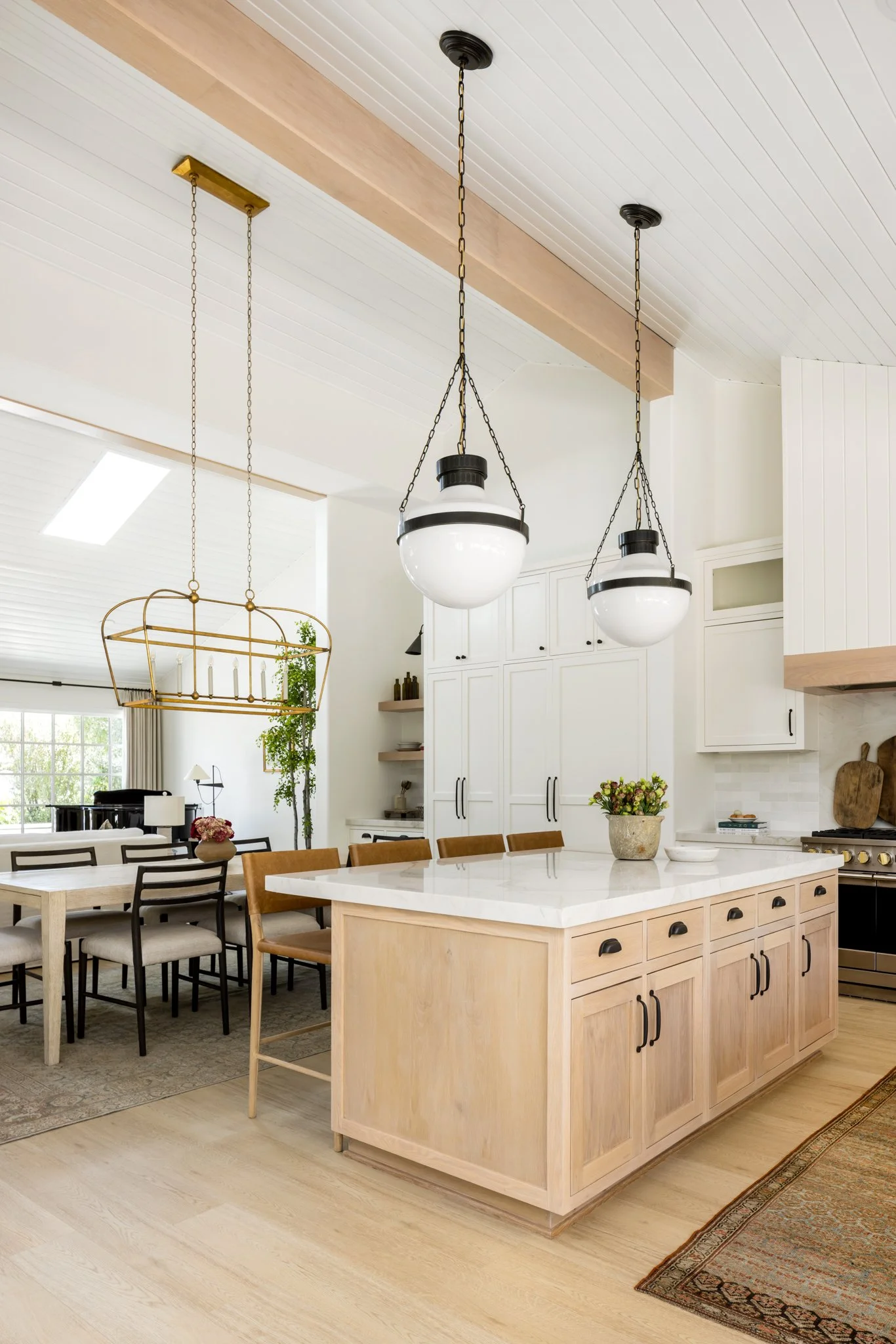 California coastal remodel by Spinazzola Interiors featuring indoor-outdoor living, natural materials and bespoke residential interior design.