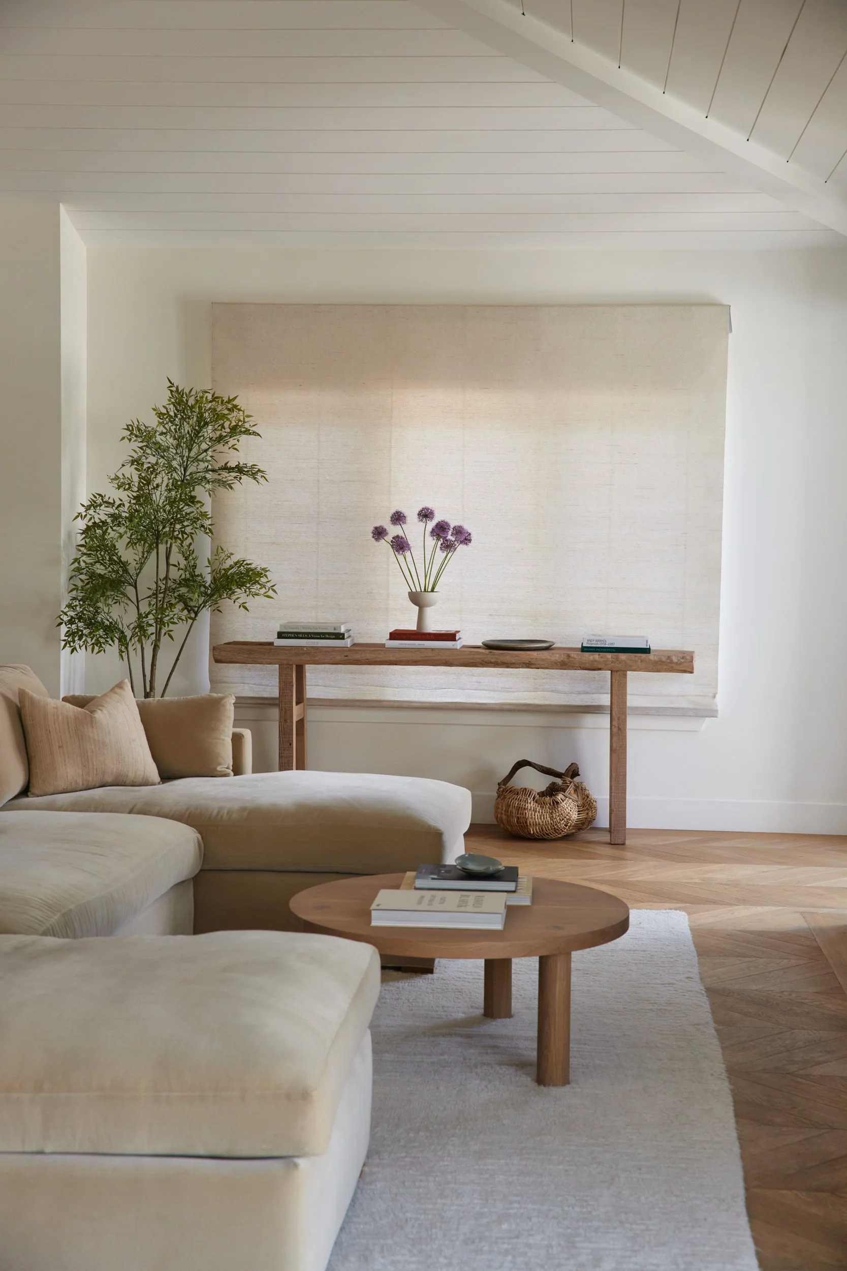 Luxury California farmhouse designed by Spinazzola Interiors featuring bold interiors, bespoke furnishings, statement lighting and custom residential design.