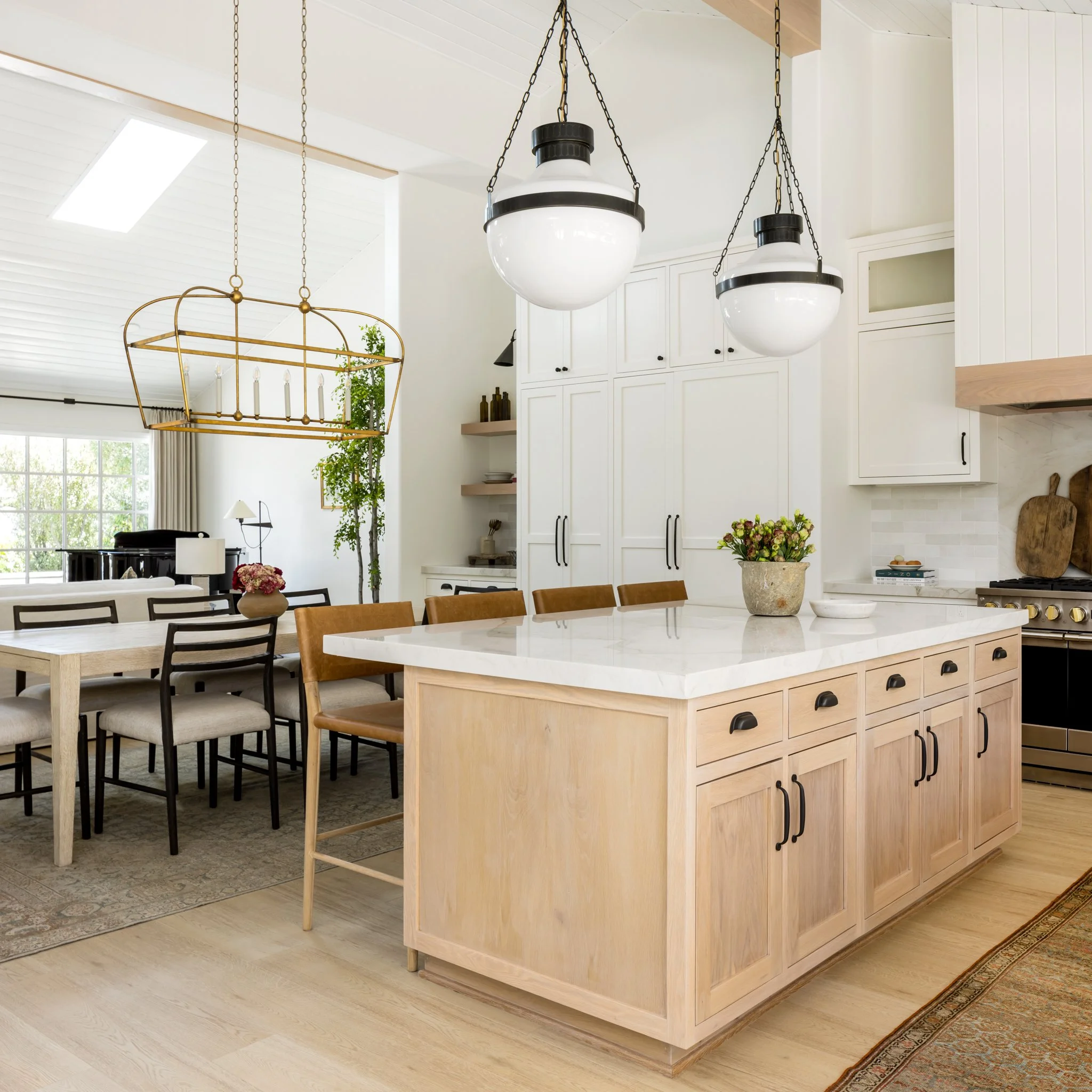 California coastal remodel by Spinazzola Interiors featuring indoor-outdoor living, natural materials and bespoke residential interior design.