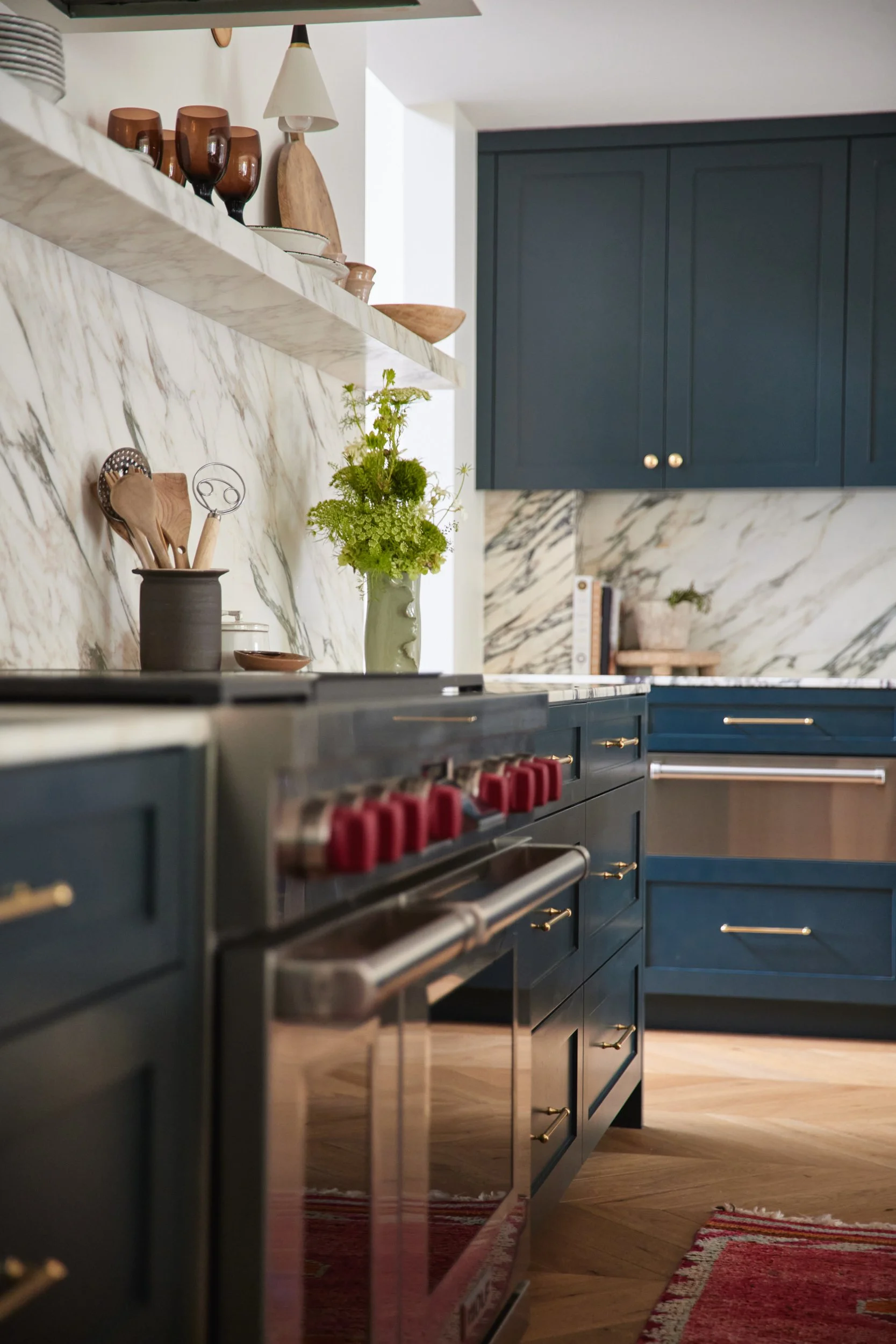Luxury California farmhouse designed by Spinazzola Interiors featuring bold interiors, bespoke furnishings, statement lighting and custom residential design.