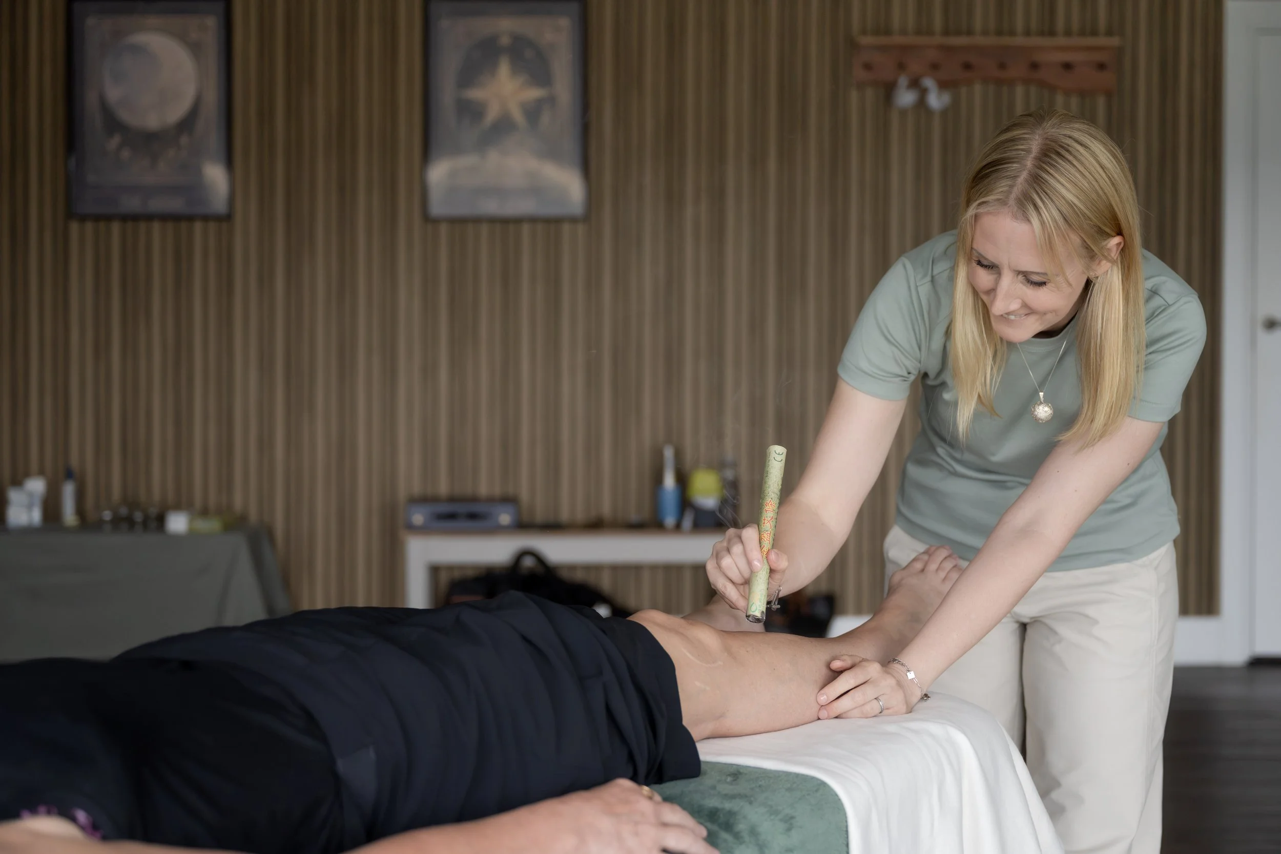ARE YOU SEEING A TRAINED FERTILITY ACUPUNCTURIST OR AN ACUPUNCTURIST WHO TREATS FERTILITY?