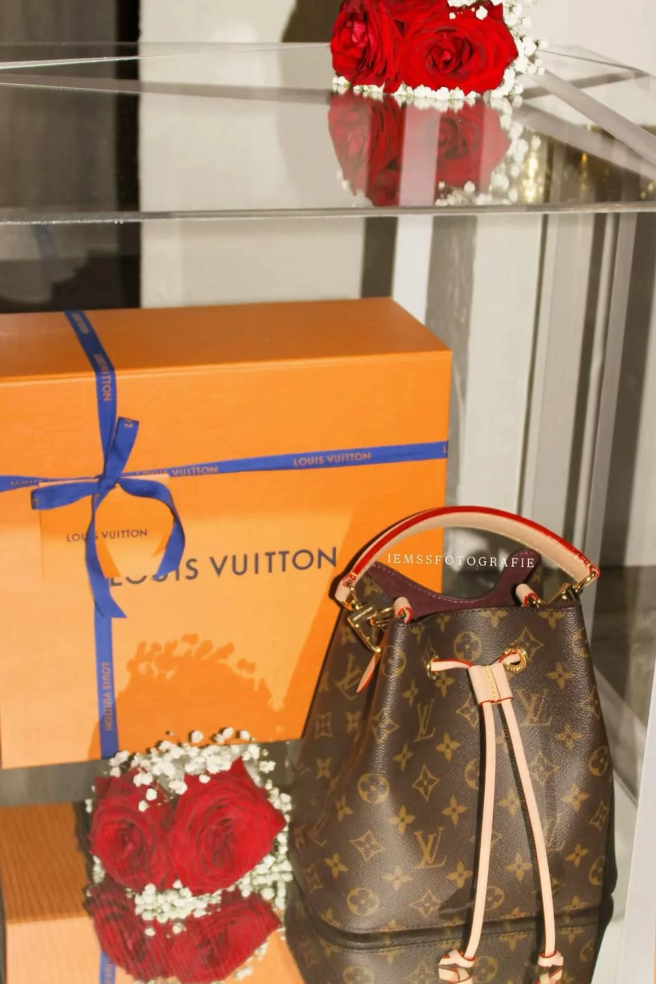 LV+tas.png