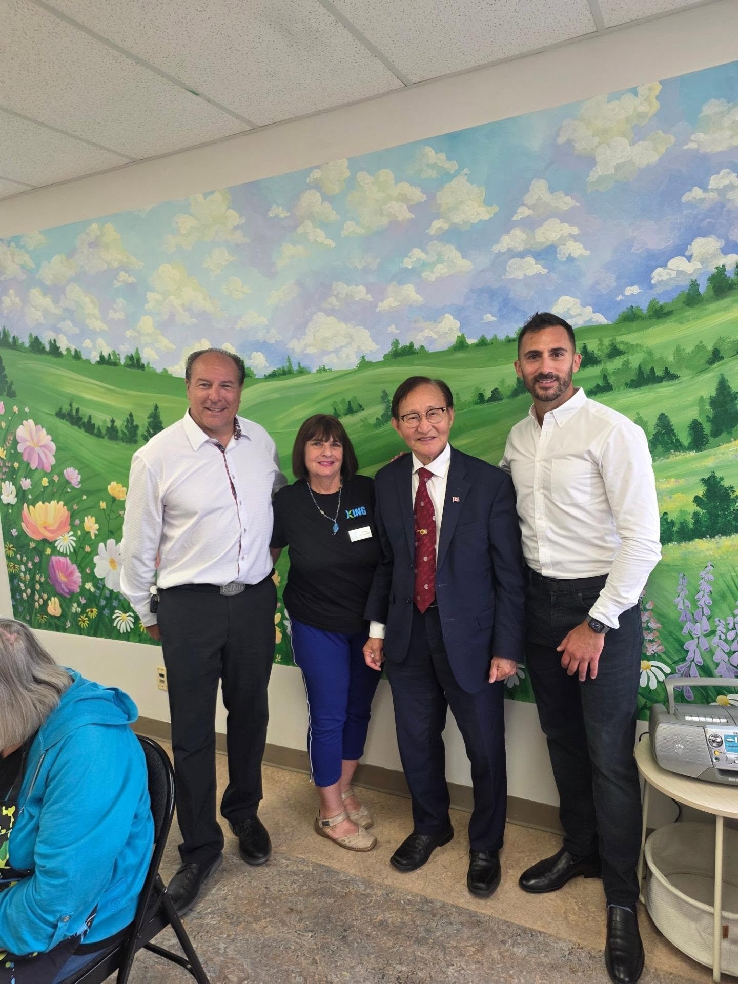 It was great having Minister Cho and Minister Lecce drop by the Nobleton Senior Centre and she our seniors utilizing the room
