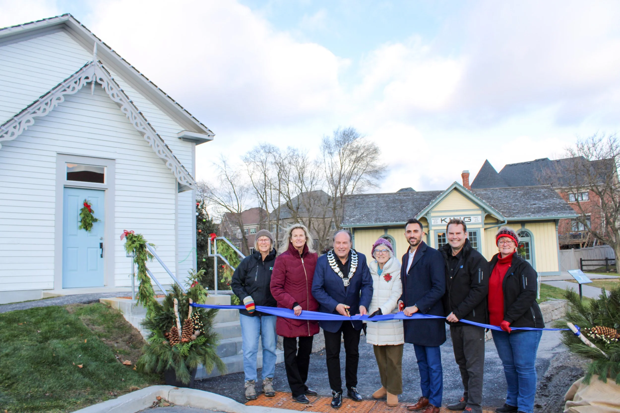 Ribbon Cutting - Copy.jpg