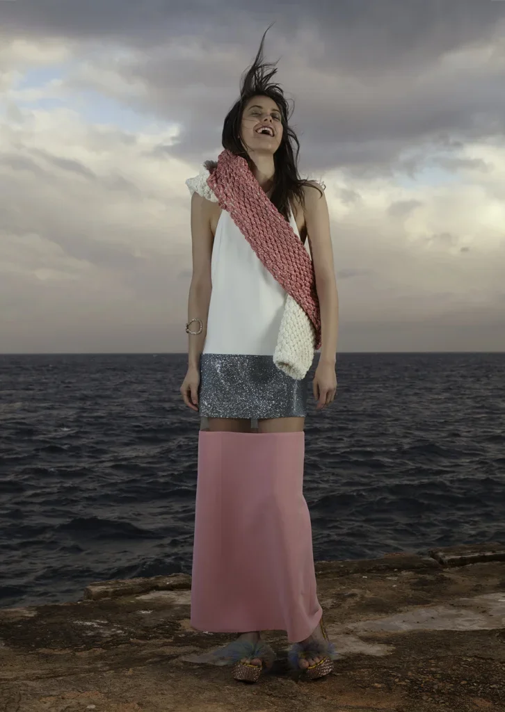 cc6ff5266239d30c-Stylist_KM_SHOT8_2_43_f2ext+-+Copy-1.webp
