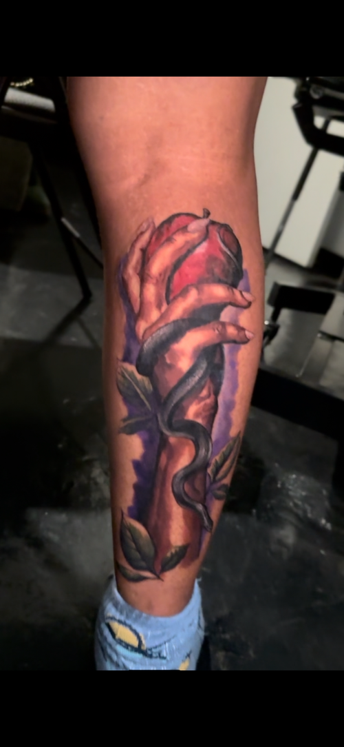 Outlaw tattoo artist photo 15.webp