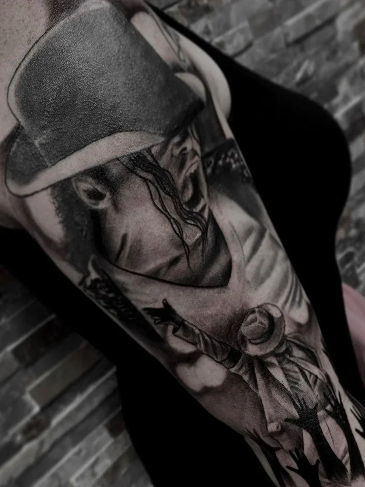 Taydo tattoo artist photo 2.webp