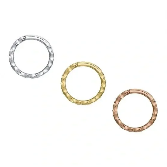 Hammered Seam Ring – Organic Texture. Seamless Fit.