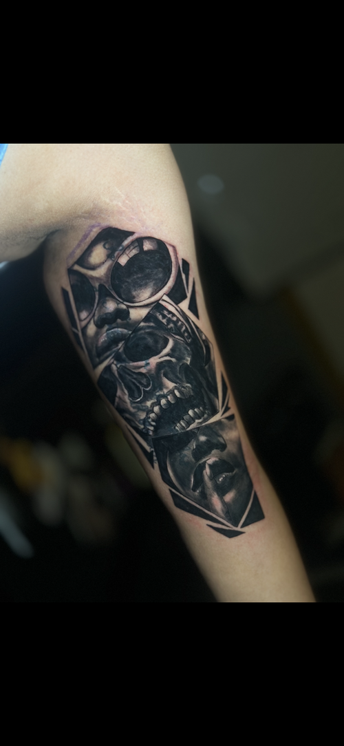 Outlaw tattoo artist photo 19.webp