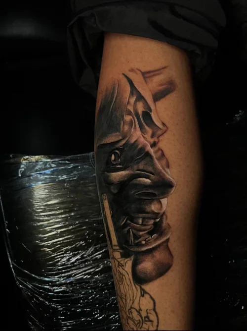 Laurence tattoo artist photo 10.webp