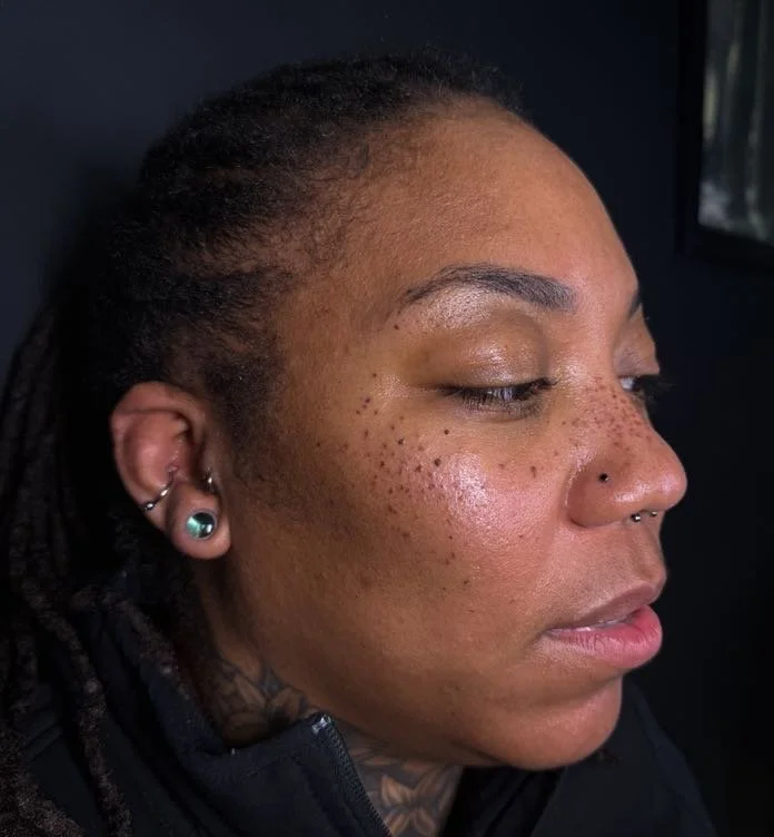 freckle-tattoo-darkskin-artist.jpg